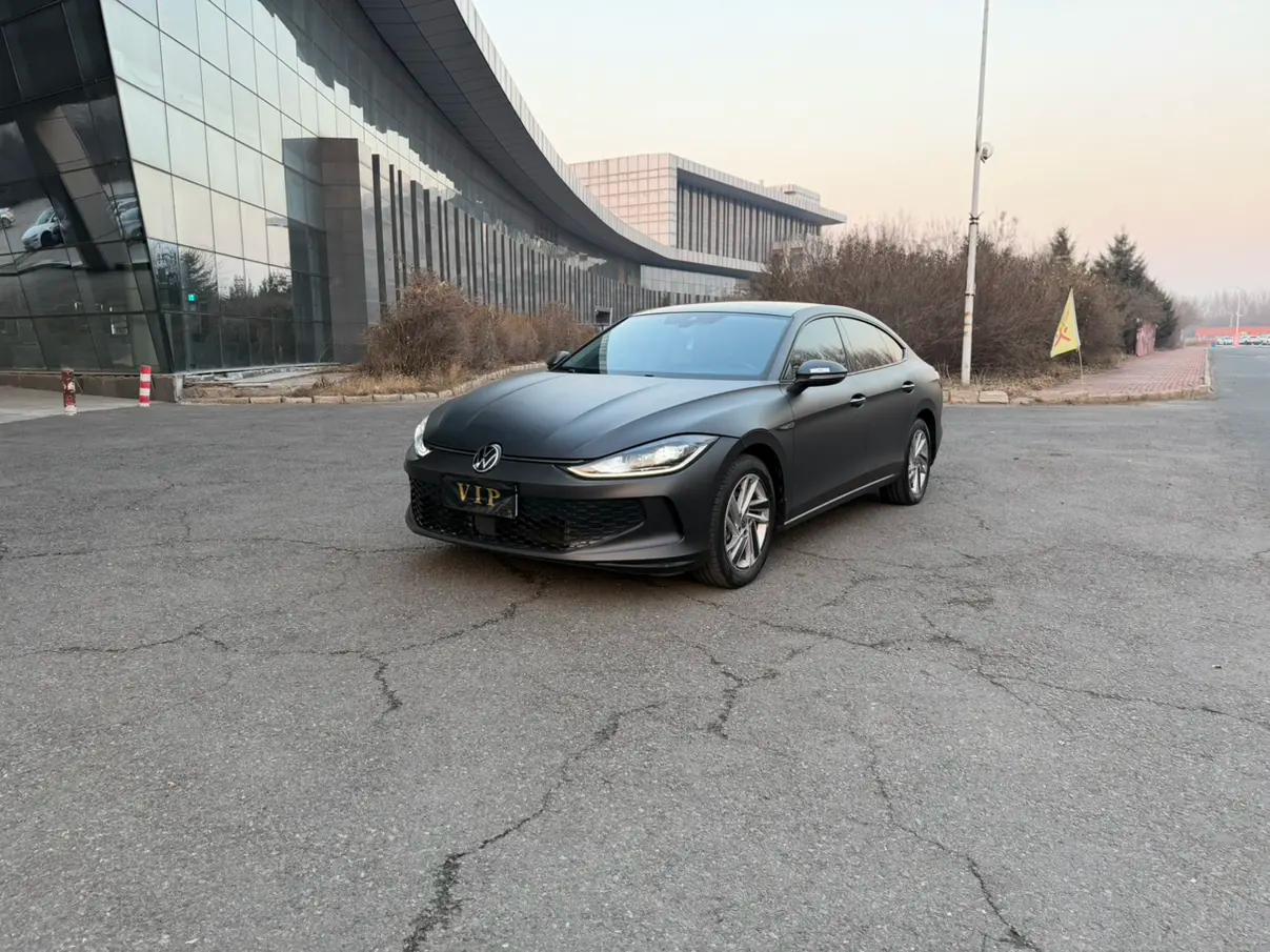 Volkswagen Lamando 2022 г. 44121 км.