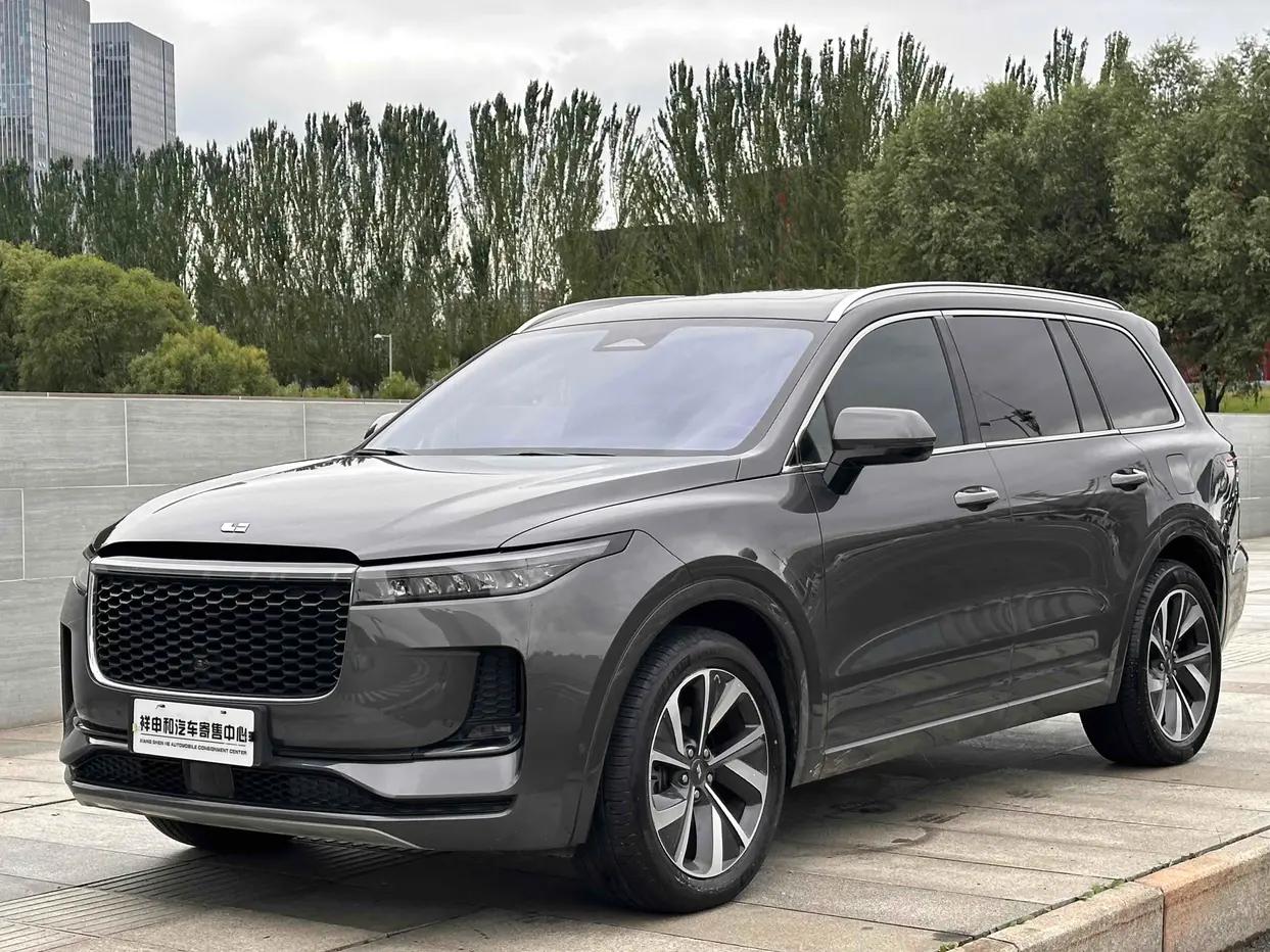 Lixiang ONE 2022 г. 64133 км.
