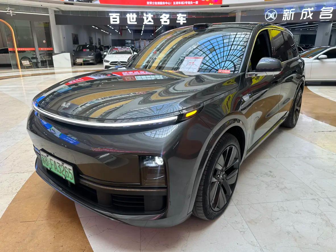 Lixiang L9 2023 г. 50041 км.