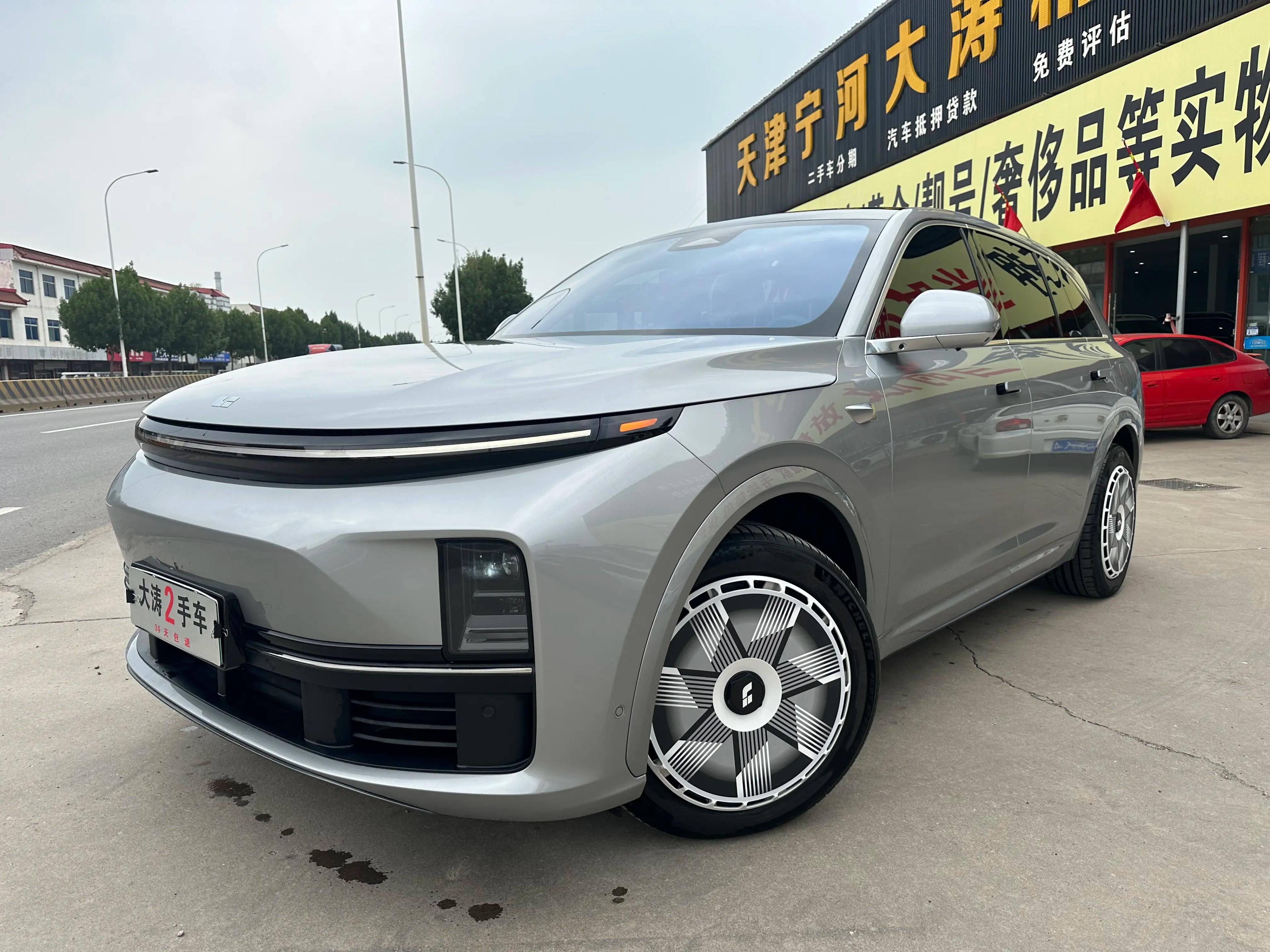 Lixiang L7 2024 г. 60077 км.