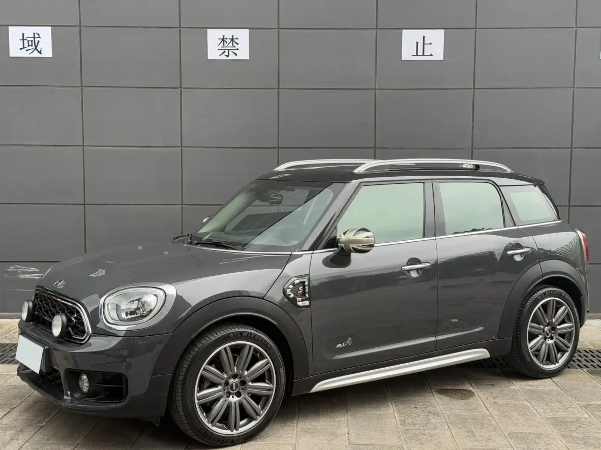 MINI COUNTRYMAN 2021 г. 71779 км.
