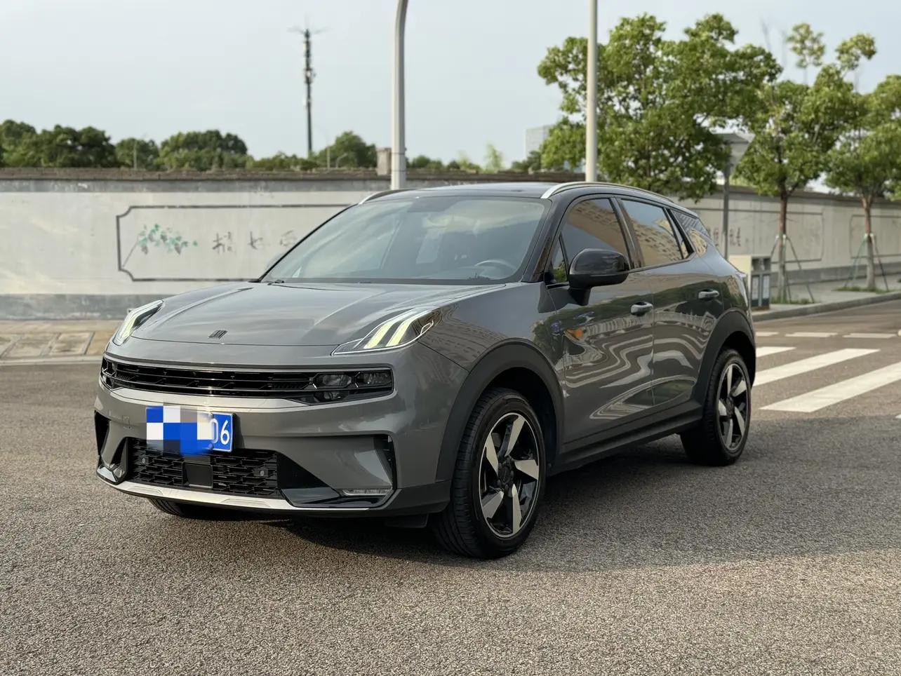 Lynk & Co 06 2021 г. 73030 км.
