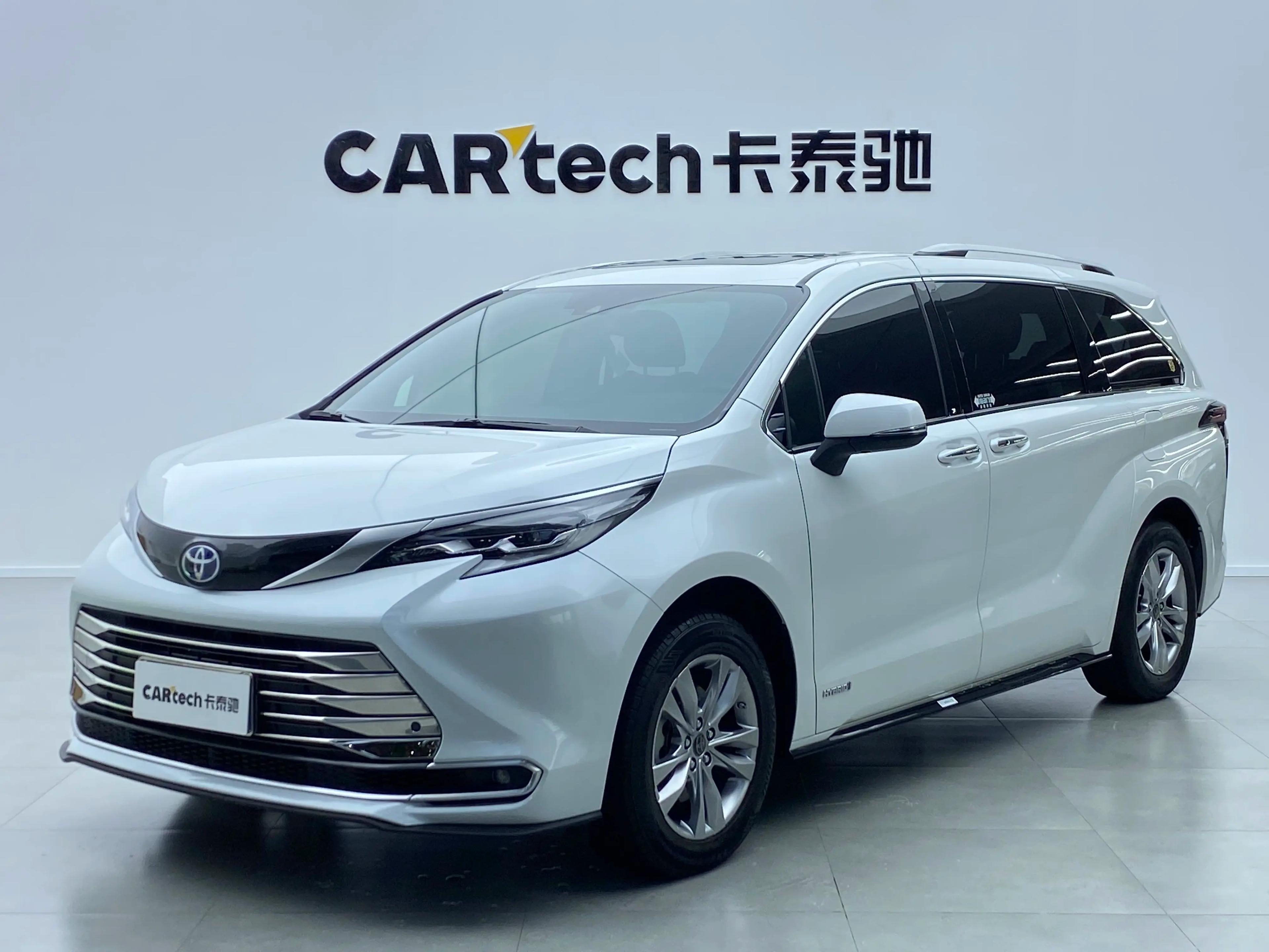 Toyota Sienna 2022 г. 27244 км.