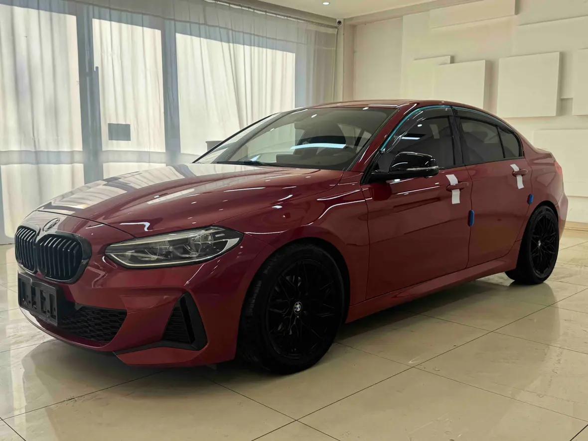BMW 1 Series 2021 г. 45072 км.