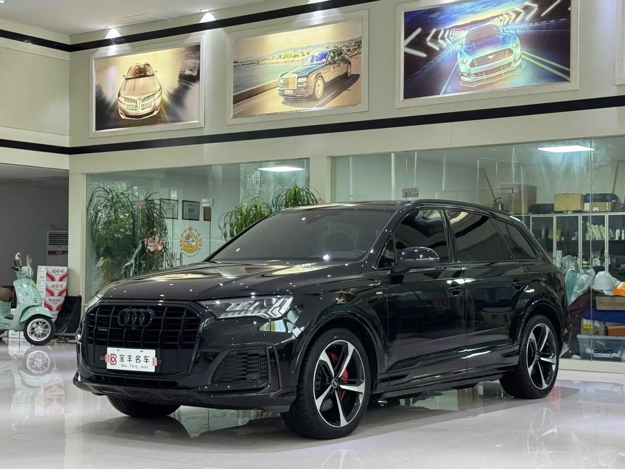 Audi Q7 2022 г. 62046 км.