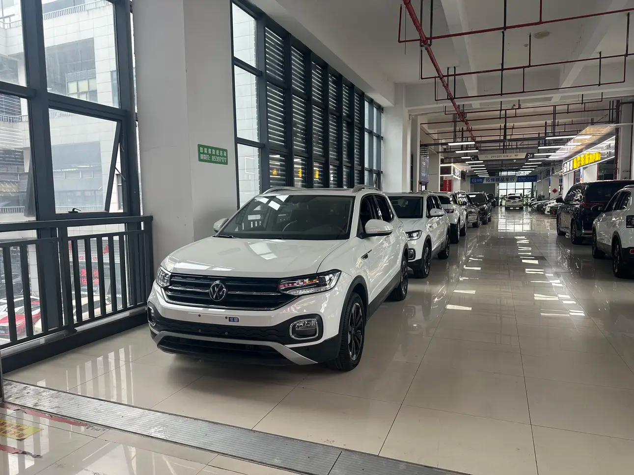 Volkswagen Explore the shadows 2023 г.