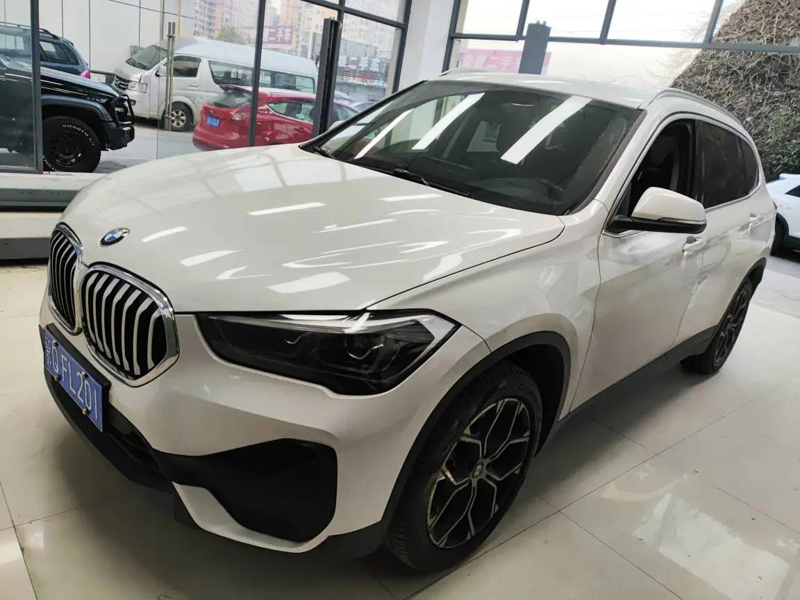 BMW X1 2022 г. 30136 км.