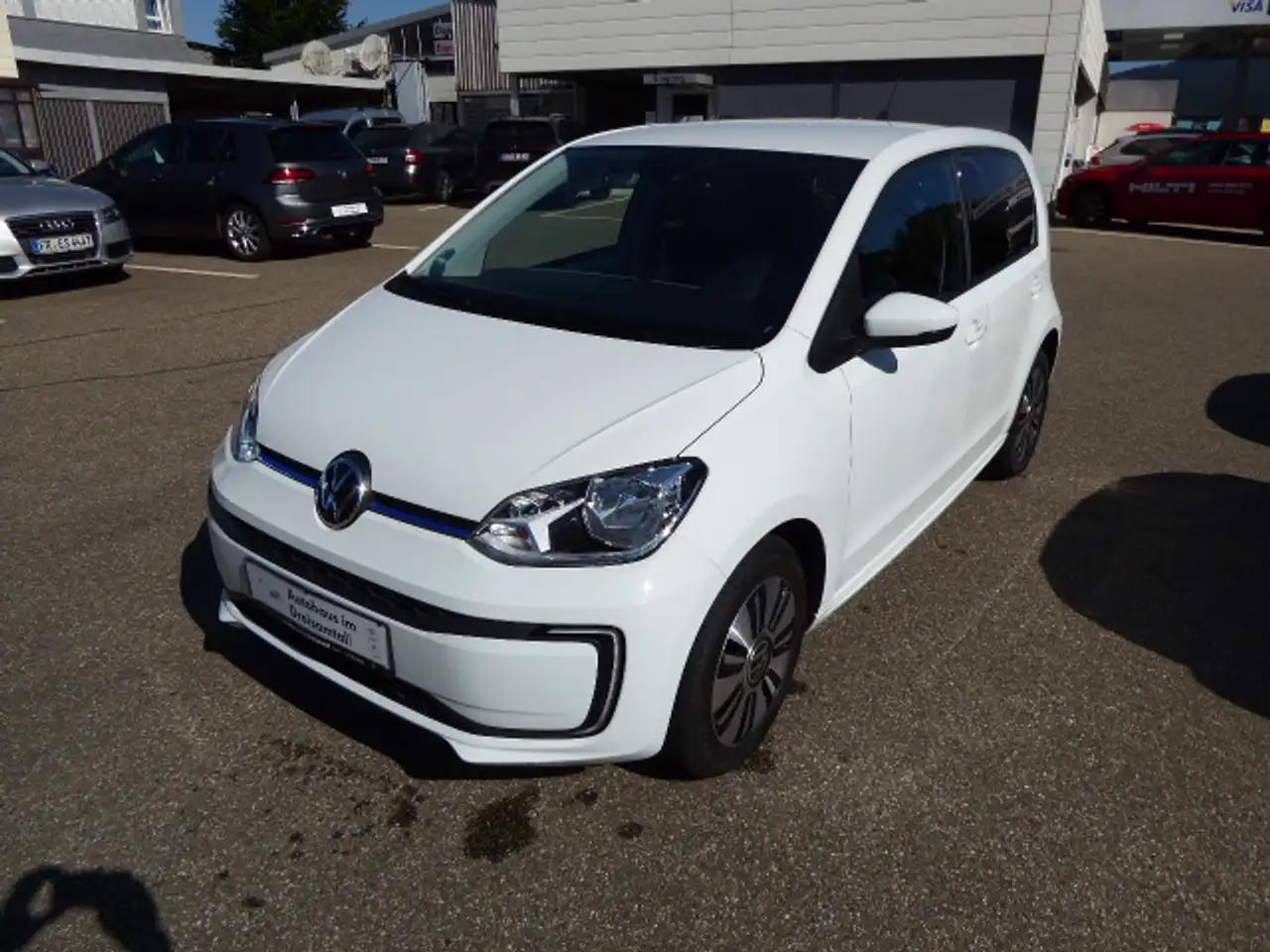 Volkswagen Up 2023 г. 9064 км.