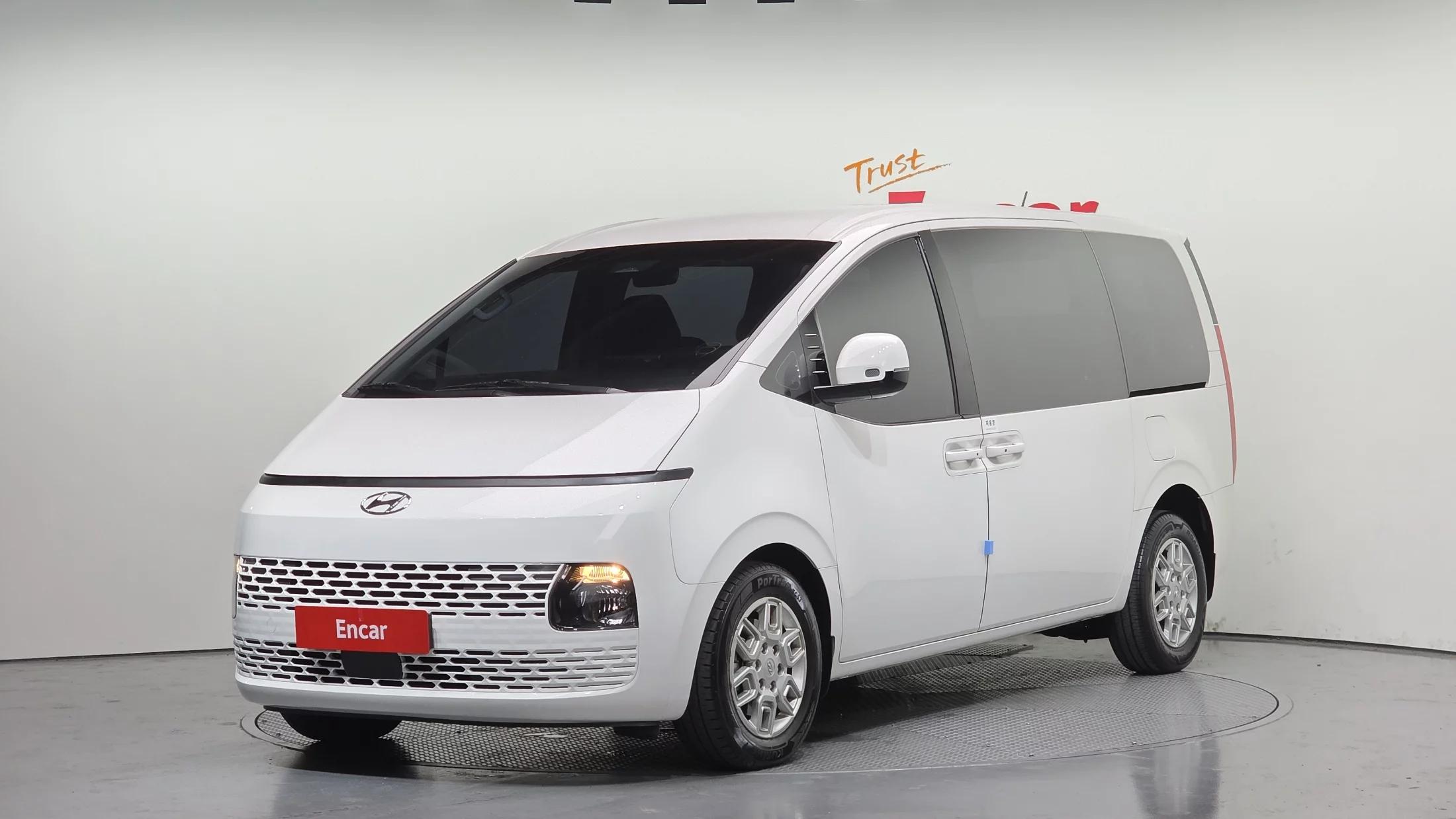 Hyundai Staria disability support car, 2022 г. 61323 км.