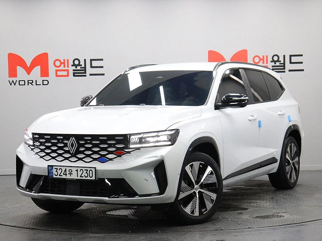 Renault Grand Koleos 1.5 E-TECH Iconic 2WD, гибрид, 2024 г. 28525 км.