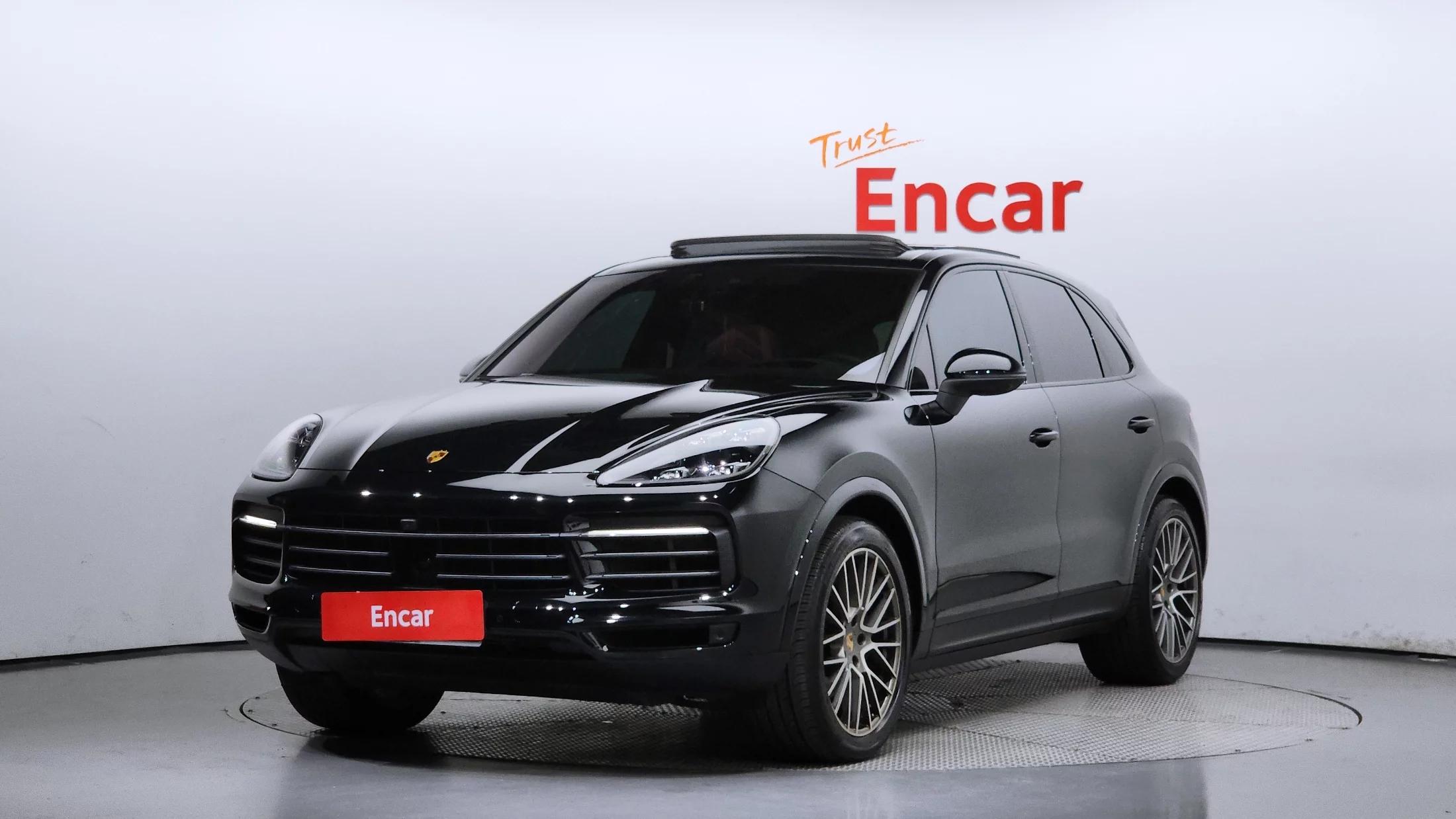 Porsche CAYENNE 3.0 PLATINUM EDITION, 2023 г. 20759 км.