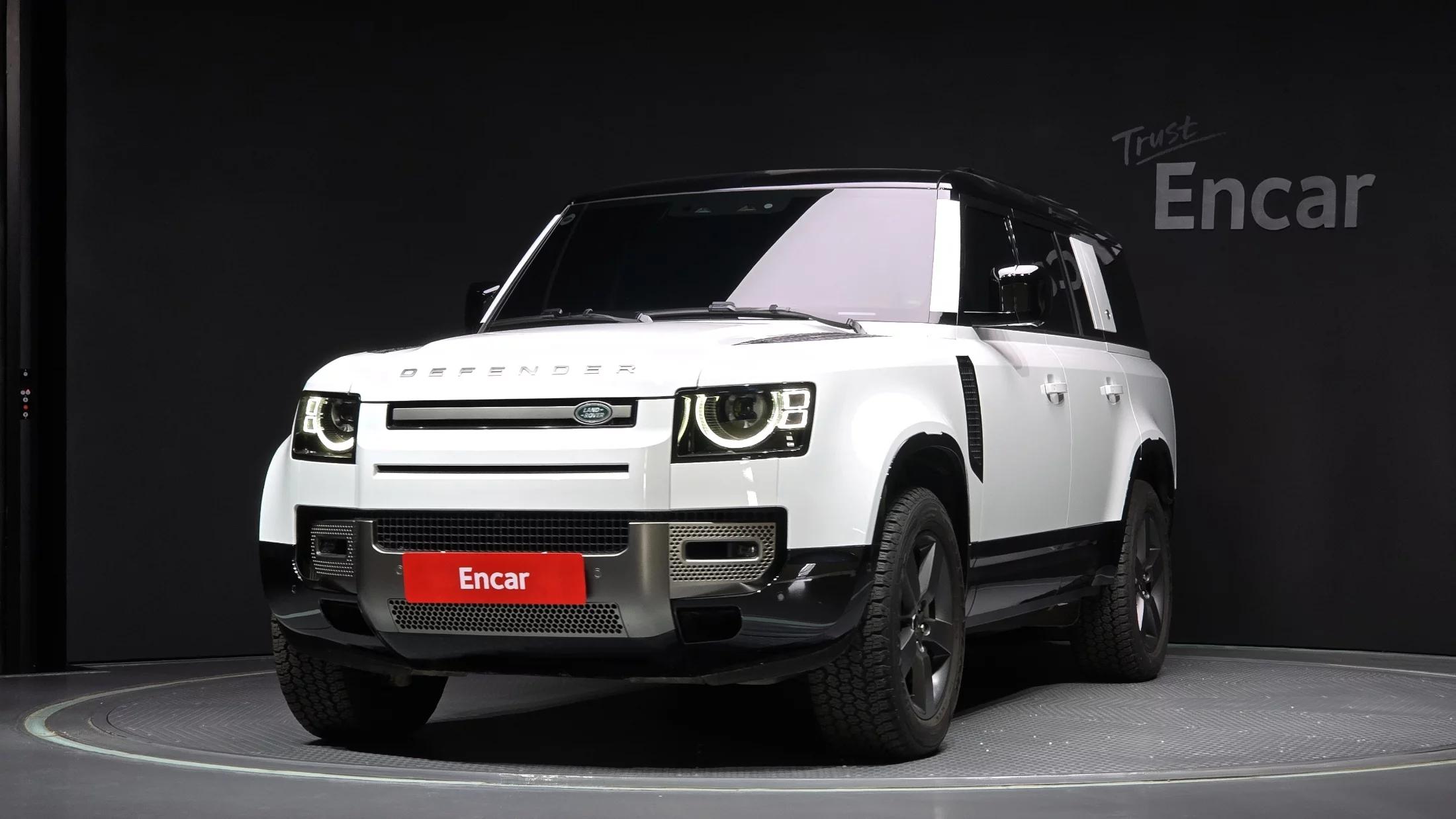Land Rover DEFENDER 130 P400 X-Dynamic HSE, 2024 г. 8530 км.