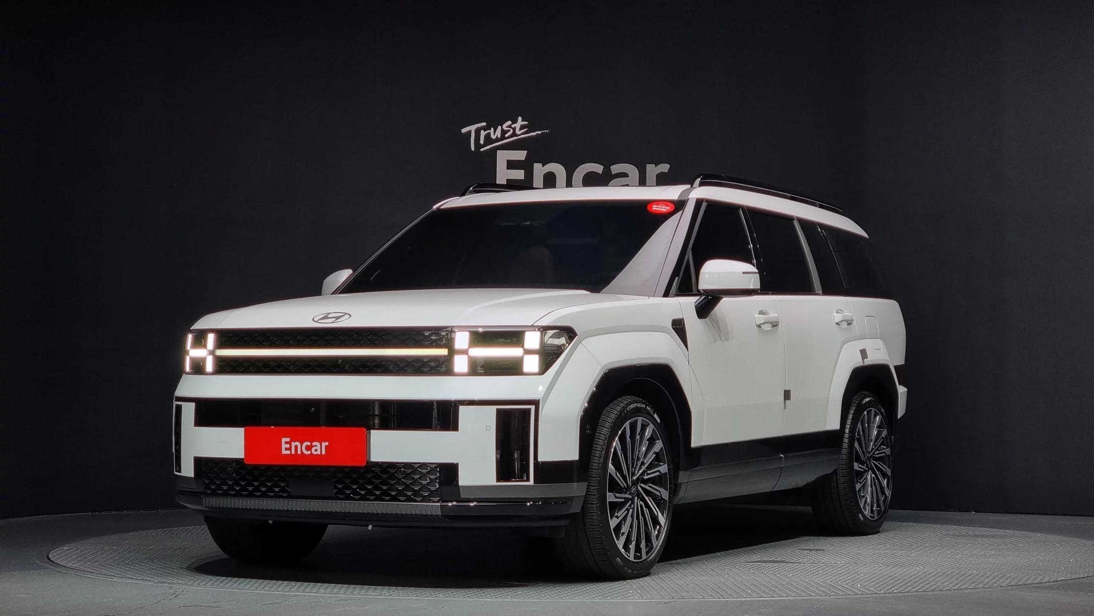 Hyundai Santa Fe Gasoline 2.5T 2WD Calligraphy, 2023 г. 14708 км.