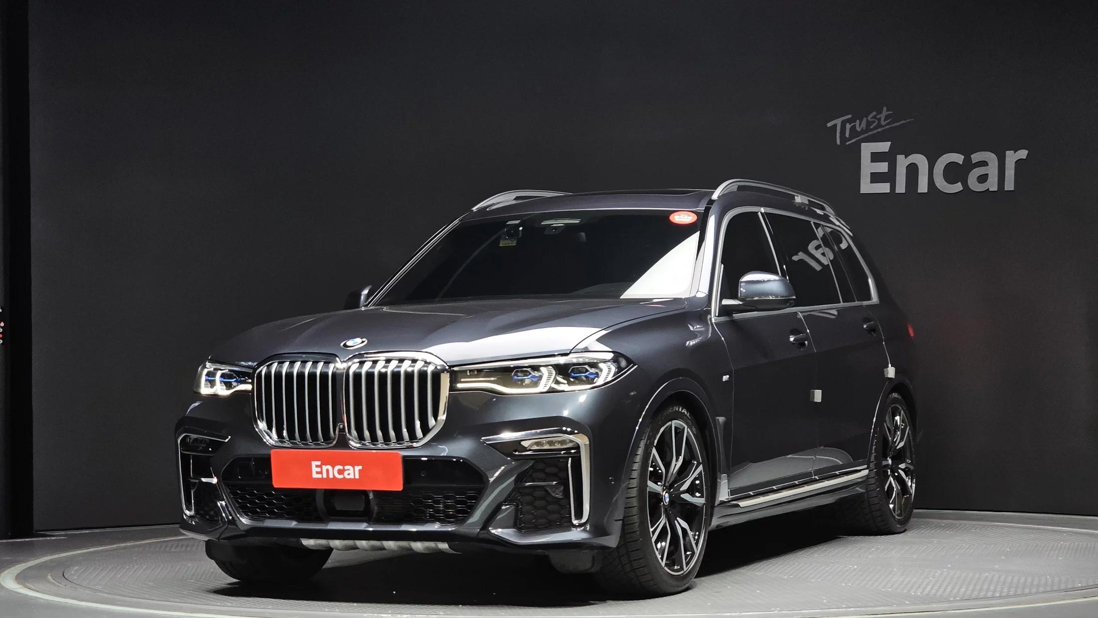 BMW X7 xDrive 40i M Sport 7STR, 2022 г. 42315 км.
