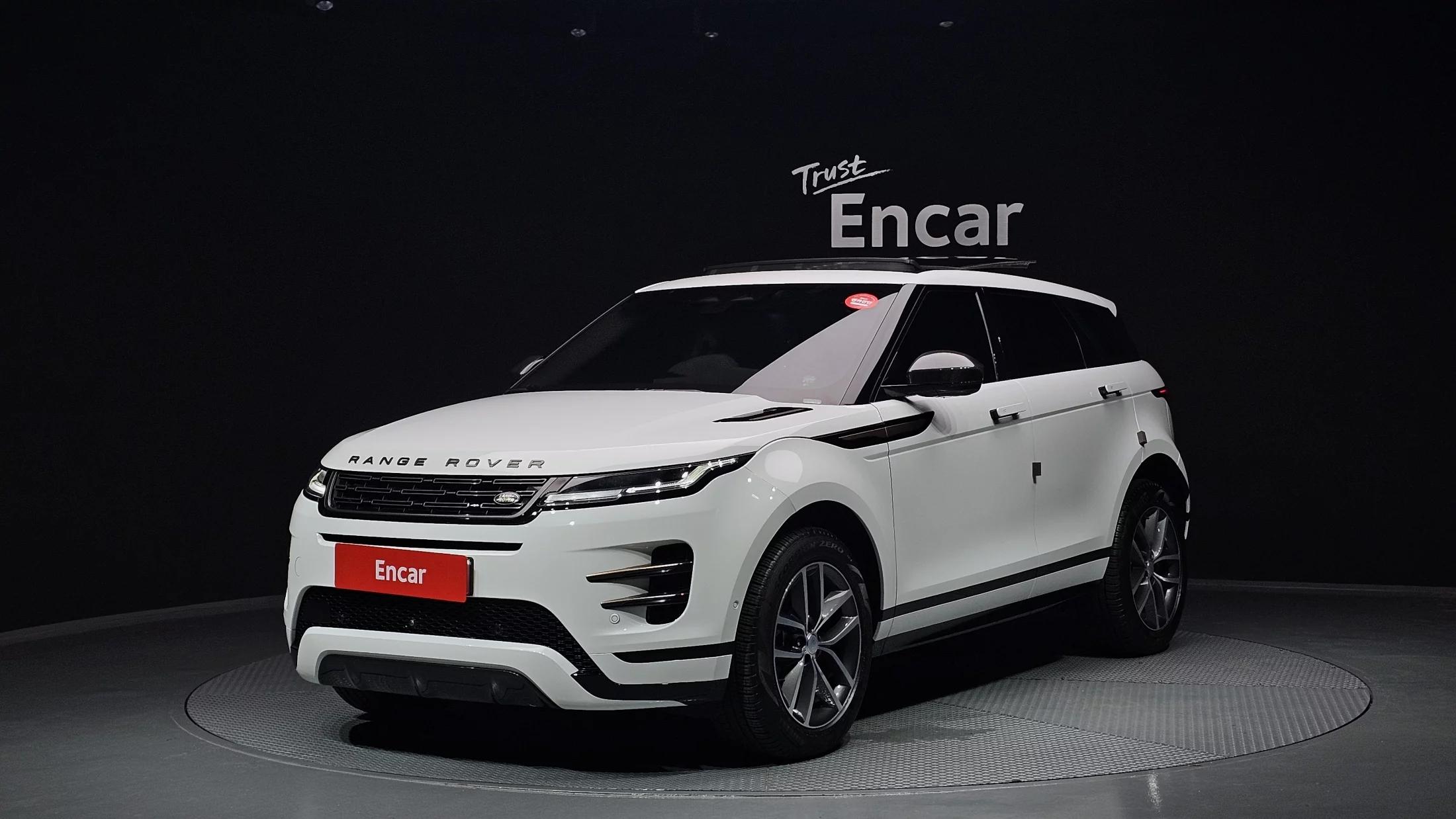 Land Rover RANGE ROVER EVOQUE P250 R-Dynamic SE, 2024 г. 5121 км.