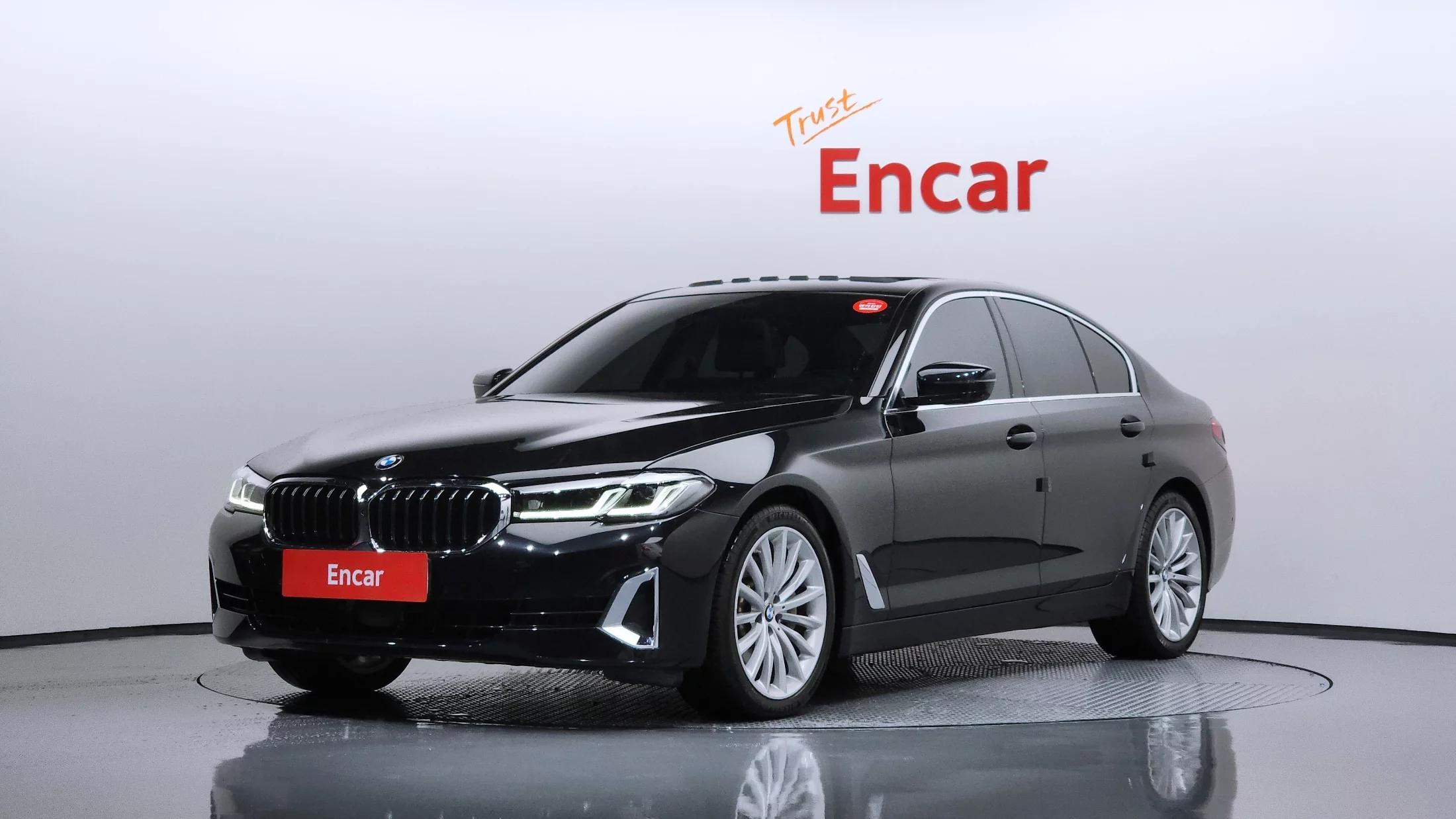 BMW 5-Series 530i xDrive Luxury, 2023 г. 49076 км.