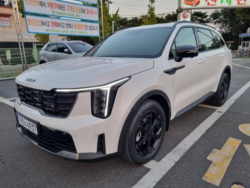 Kia Sorento HEV 1.6 2WD Signature, гибрид, 2025 г. 135 км.