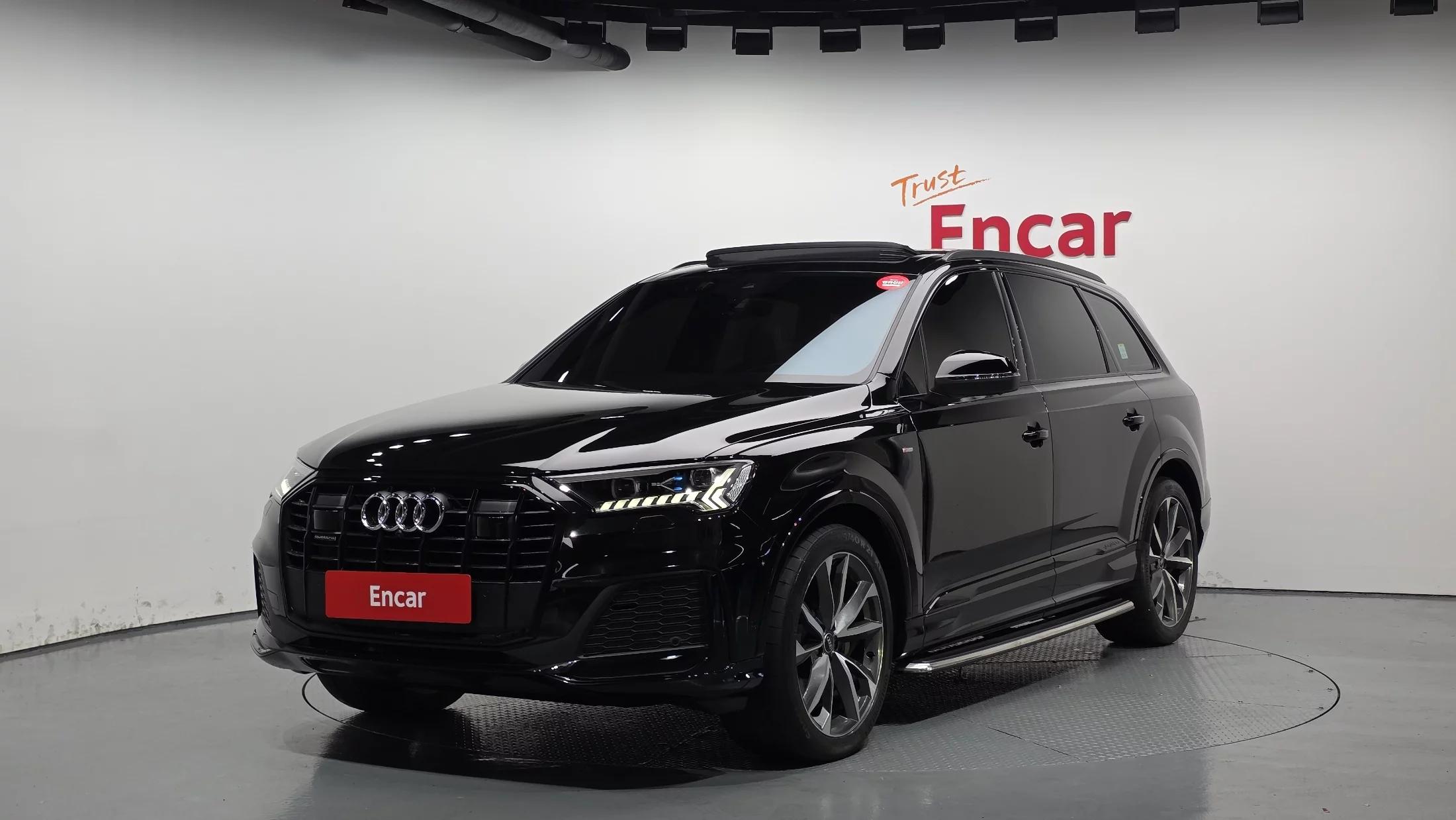 Audi Q7 50 TDI Quattro Premium, 2023 г. 24489 км.