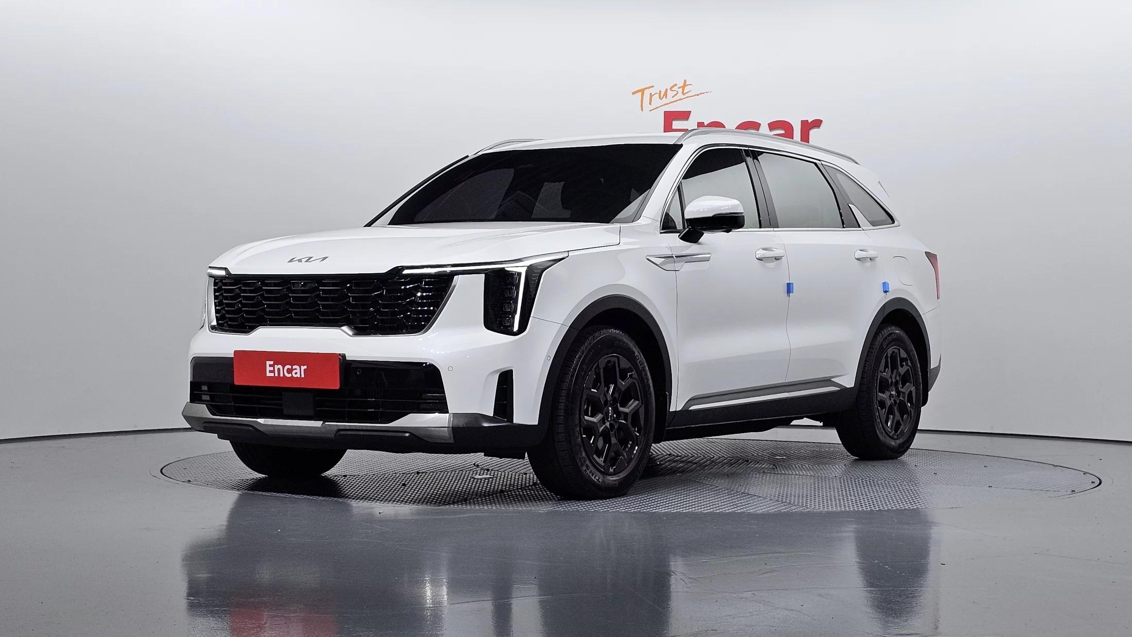 Kia Sorento HEV 1.6 2WD Signature, гибрид, 2023 г. 29608 км.