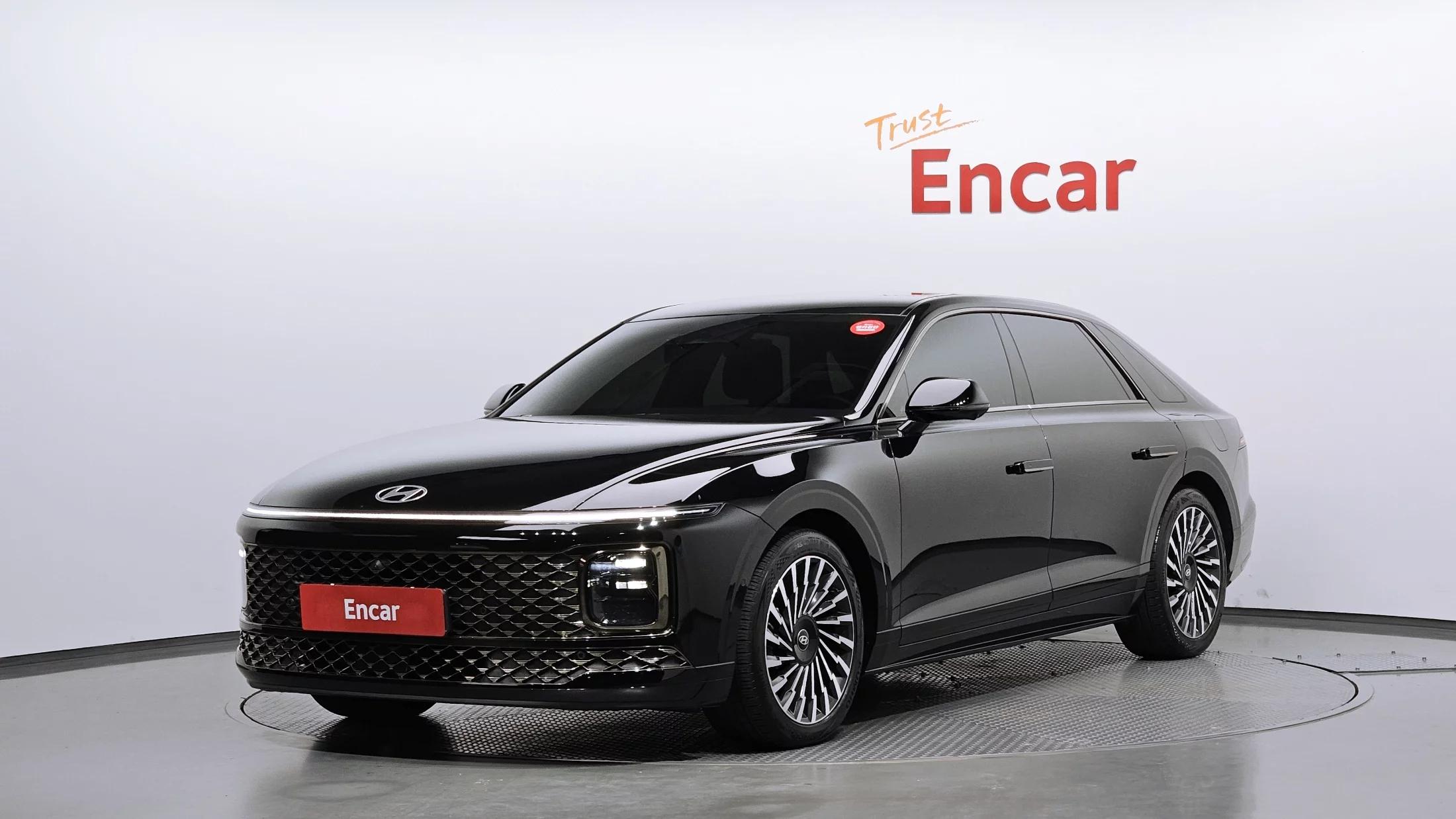 Hyundai Grandeur Calligraphy, гибрид, 2023 г. 39769 км.