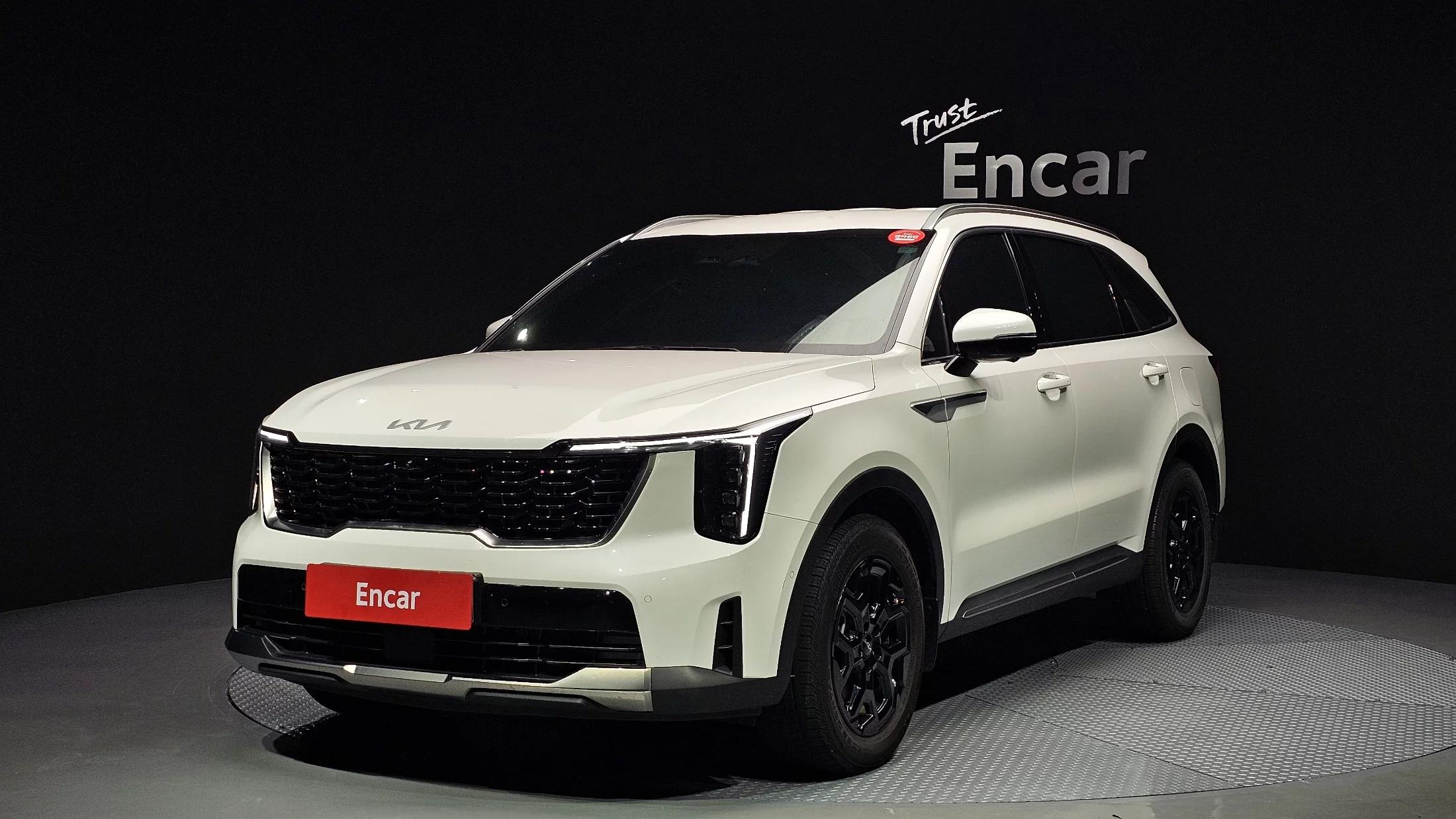 Kia Sorento HEV 1.6 2WD Signature, гибрид, 2024 г. 23093 км.