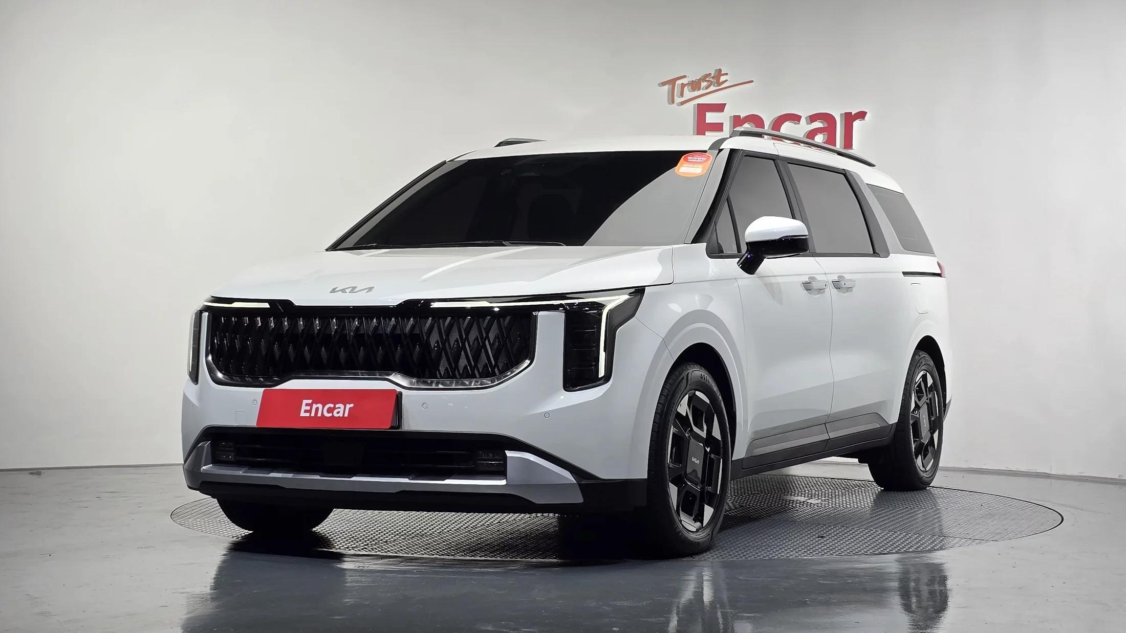Kia Carnival Gasoline 9-Seater Prestige, 2025 г. 4107 км.