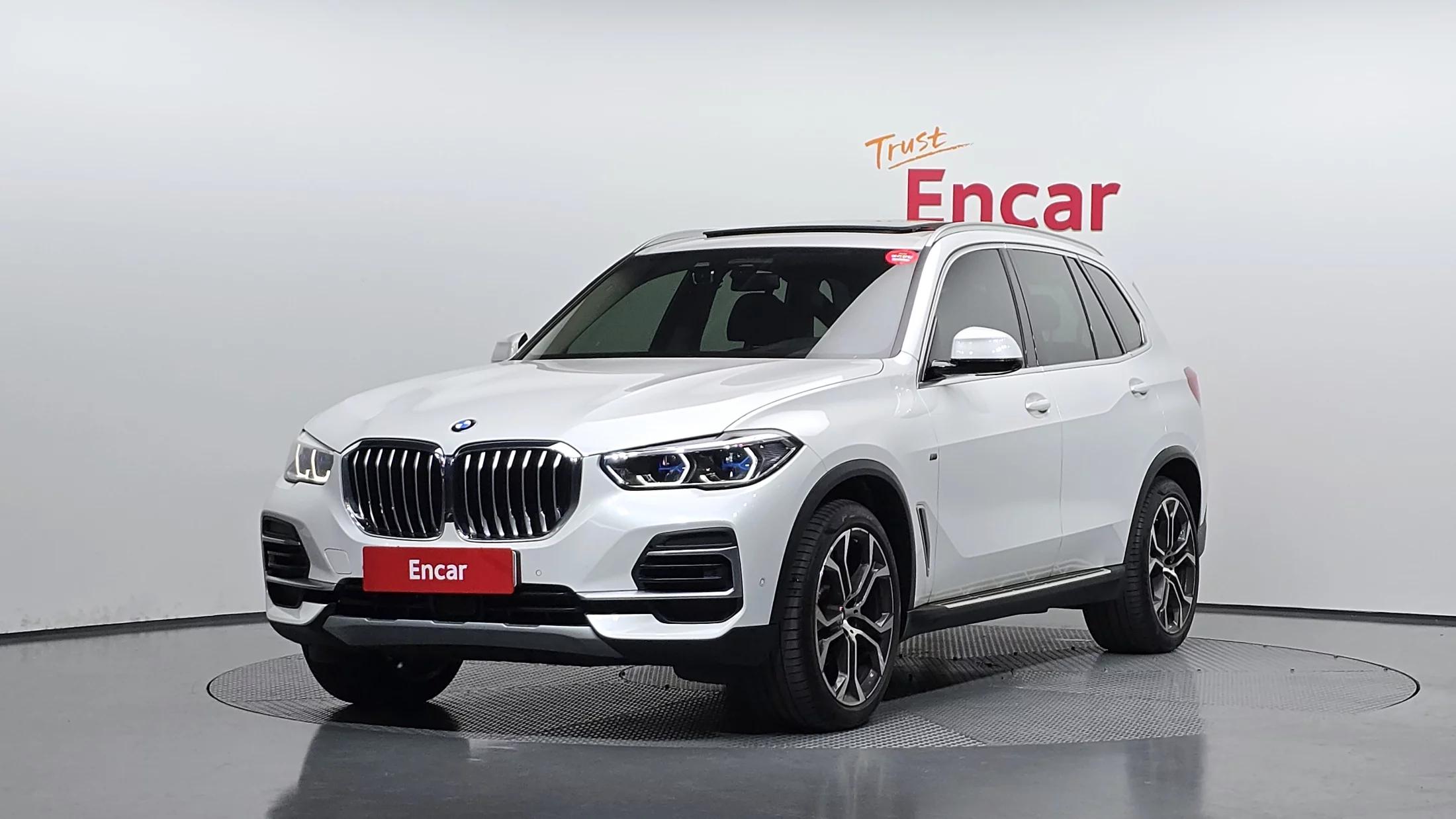 BMW X5 xDrive 40i xLine, 2022 г. 52024 км.