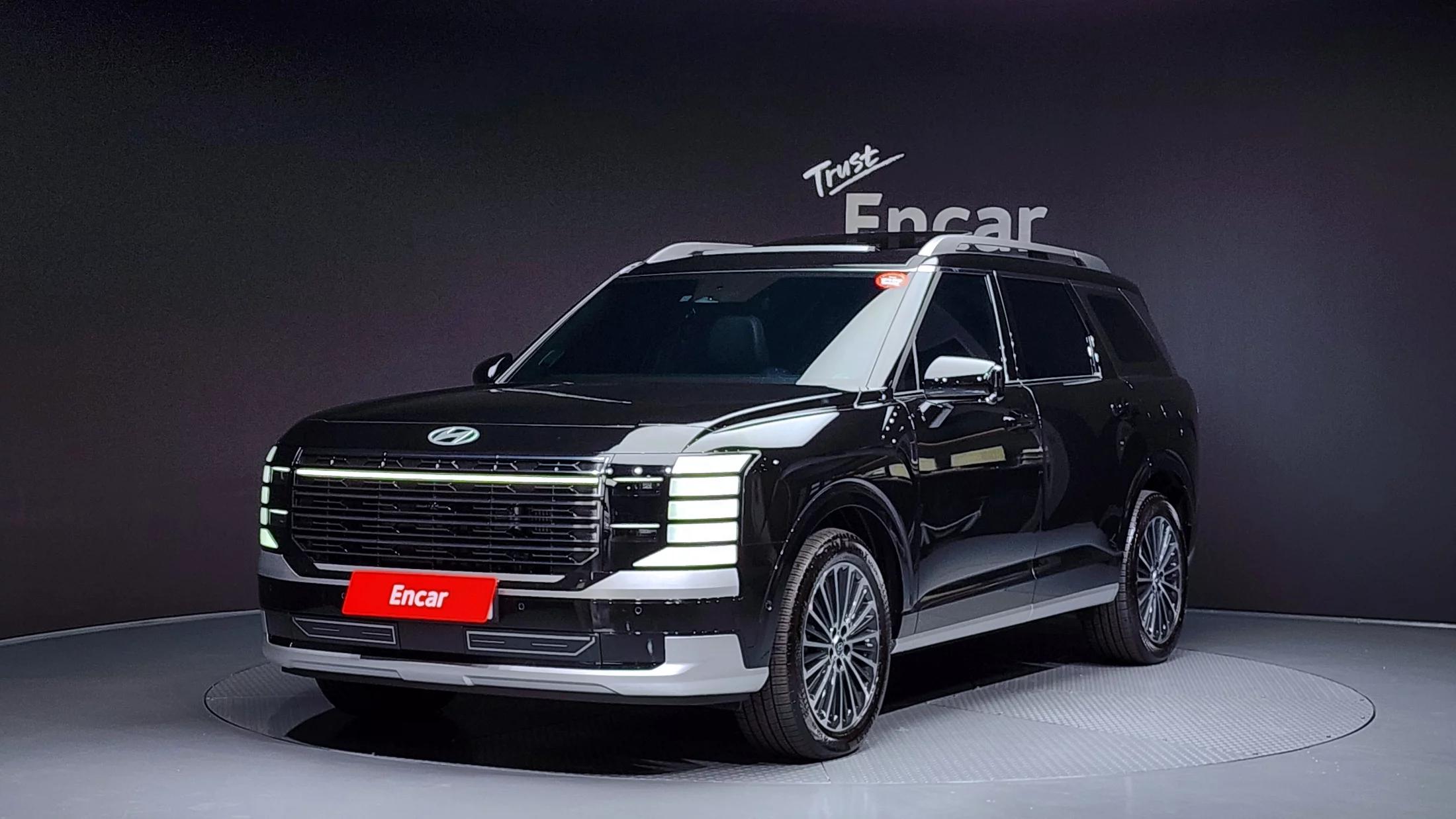 Hyundai Palisade HEV 2.5T 2WD 9-Seater Calligraphy, гибрид, 2025 г. 2446 км.