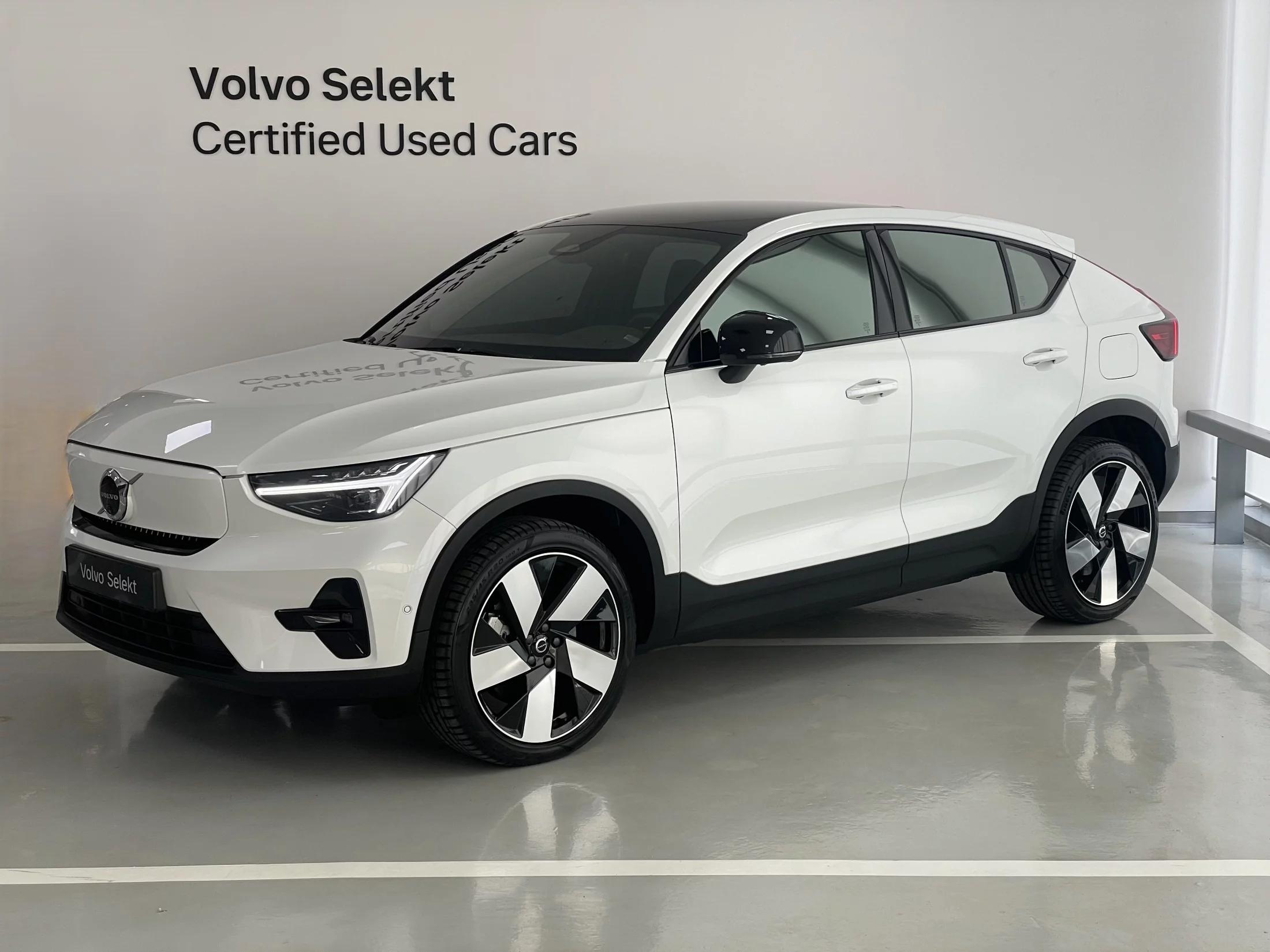 Volvo C40 Twin Ultimate, электромобиль, 2024 г. 20023 км.