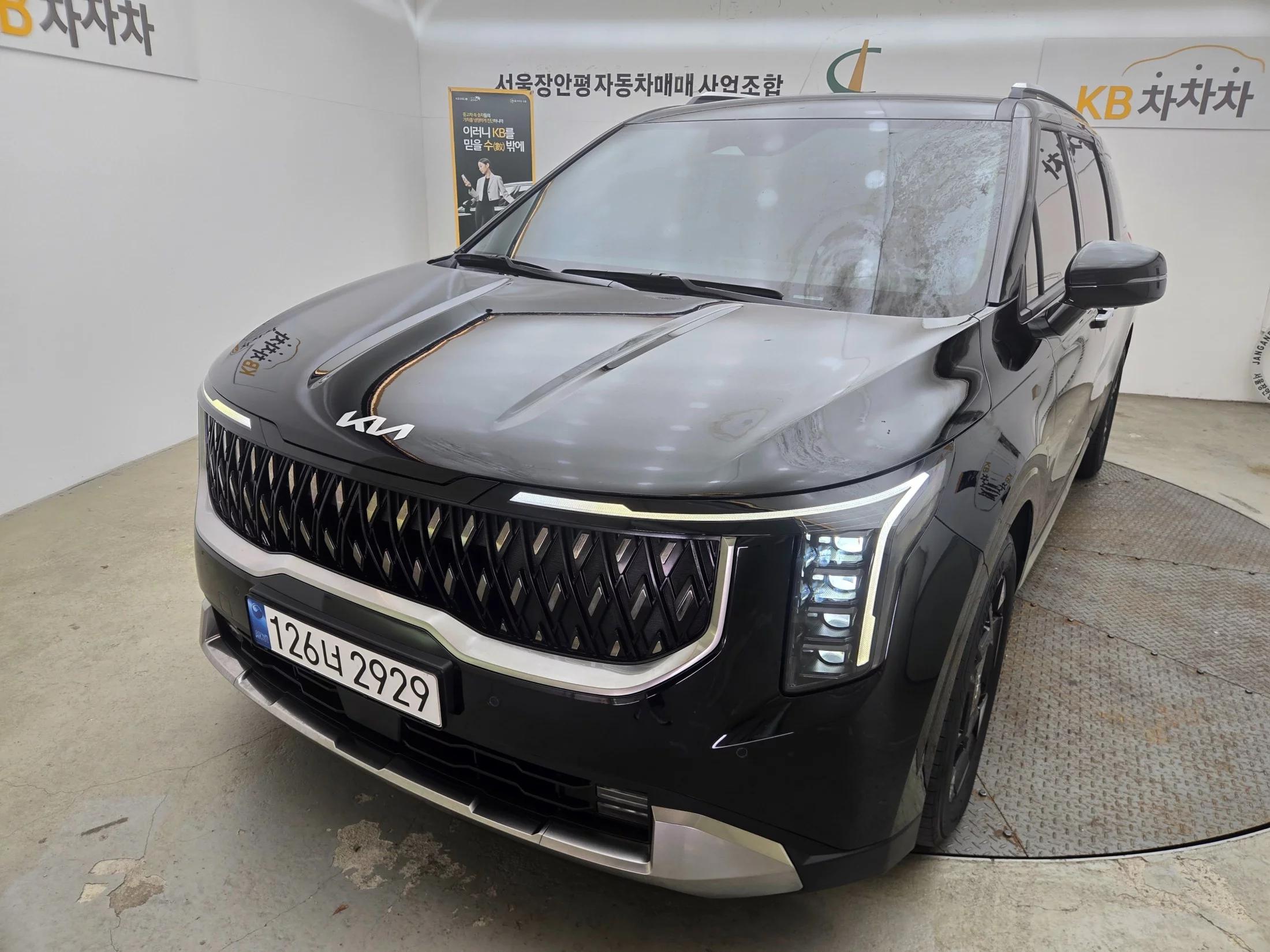 Kia Carnival 9-Seater Noblesse, 2024 г. 35066 км.