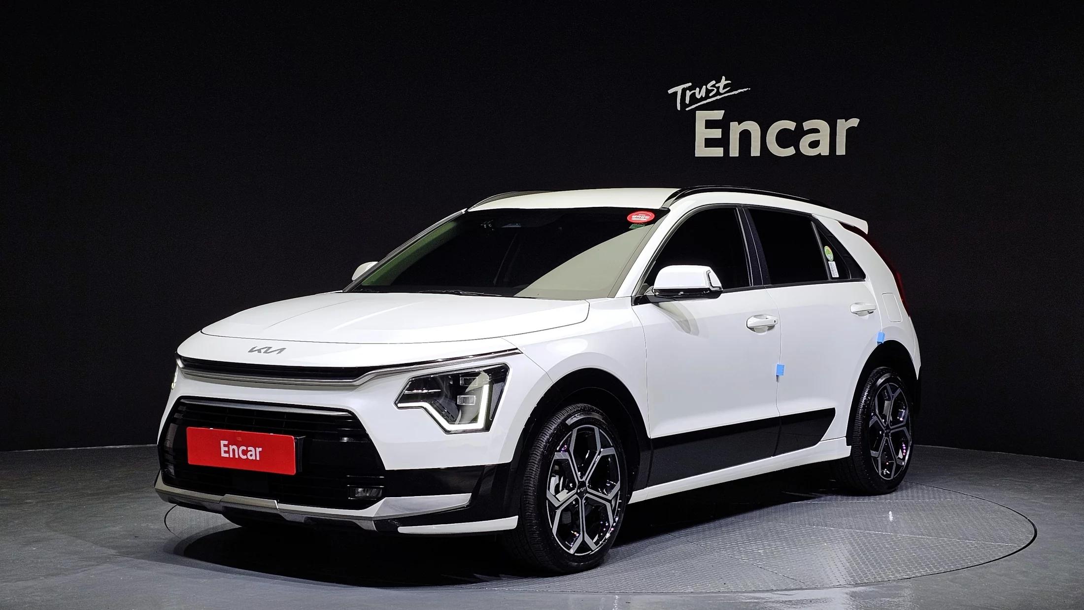 Kia Niro Prestige, гибрид, 2022 г. 33430 км.