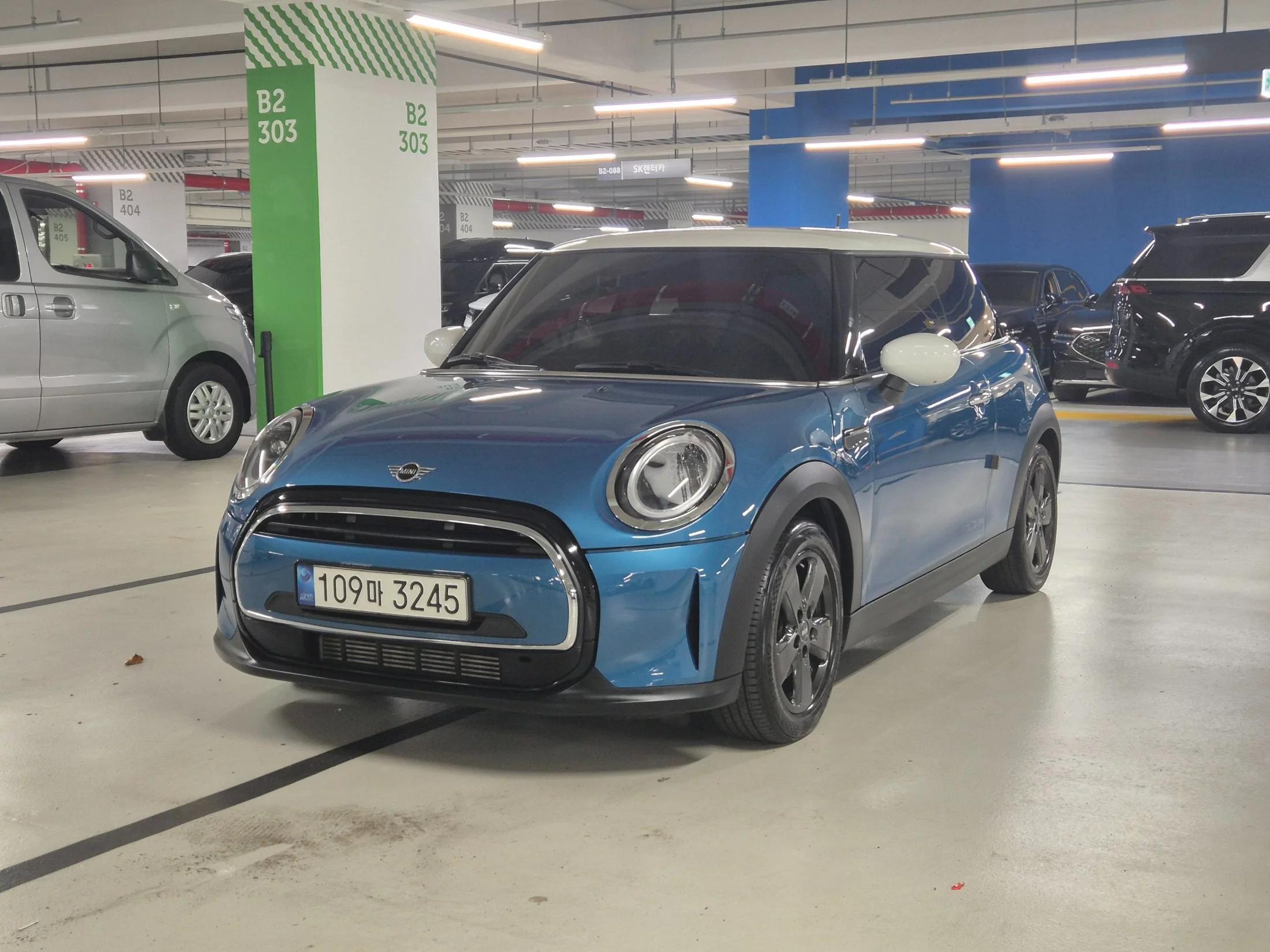 MINI Cooper Classic Third Generation, 2021 г. 62863 км.