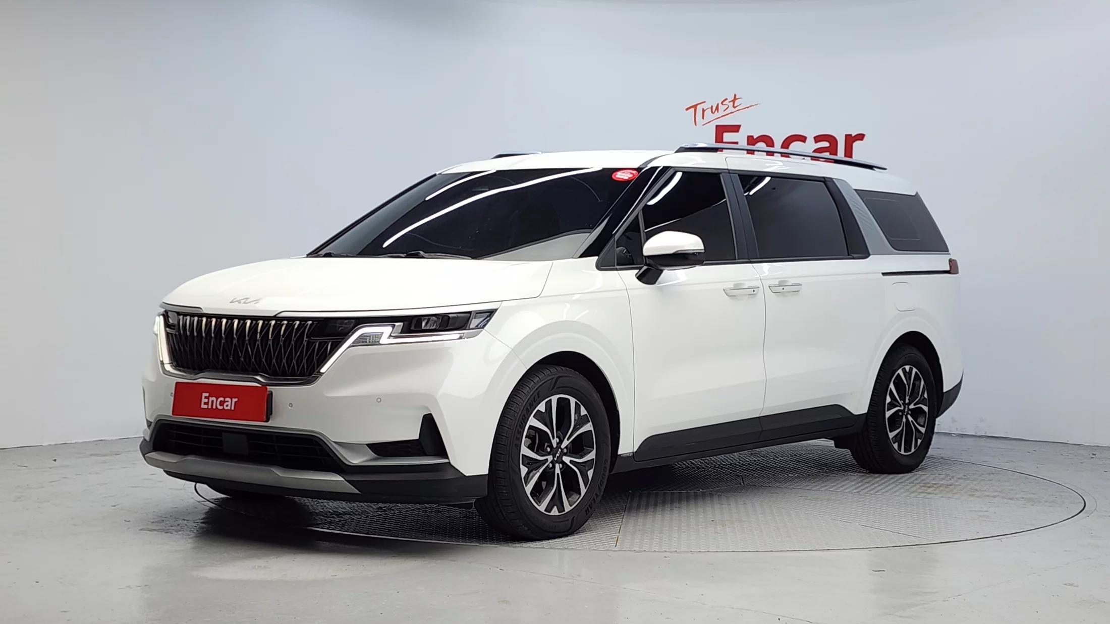 Kia Carnival 9-Seater Prestige, 2022 г. 101502 км.