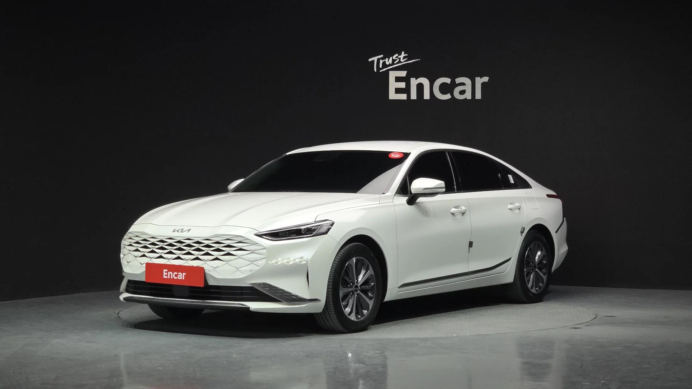 Kia K8 Noblesse Lite, гибрид, 2022 г. 95337 км.