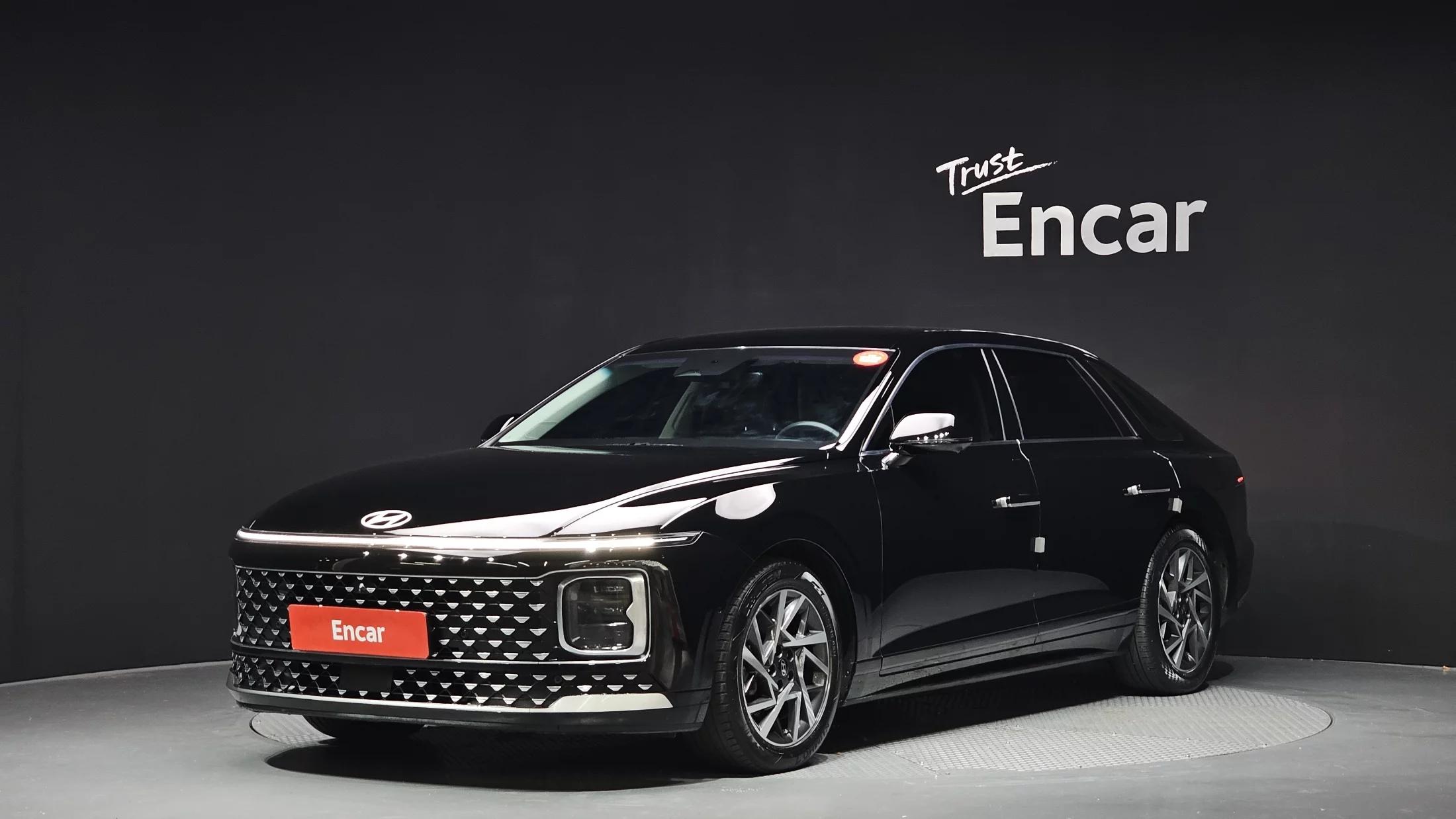 Hyundai Grandeur 2,5 Gasoline 2WD Exclusive, 2022 г. 72270 км.