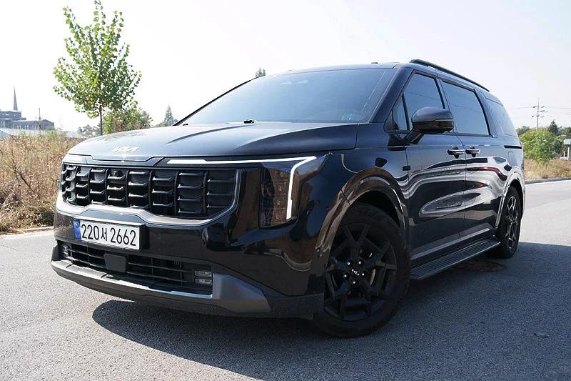 Kia Carnival 9-Seater Gravity, 2024 г. 16581 км.