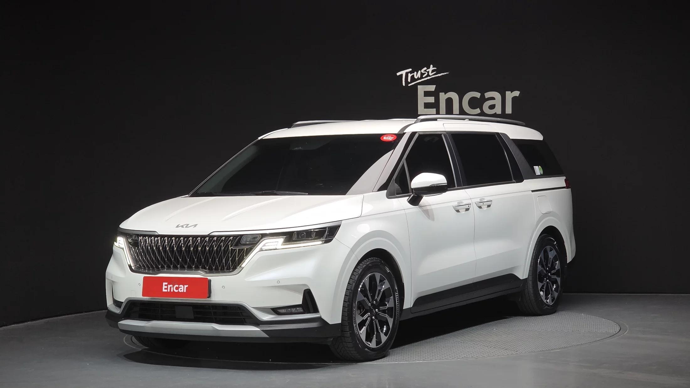 Kia Carnival 9-Seater Prestige, 2021 г. 90939 км.
