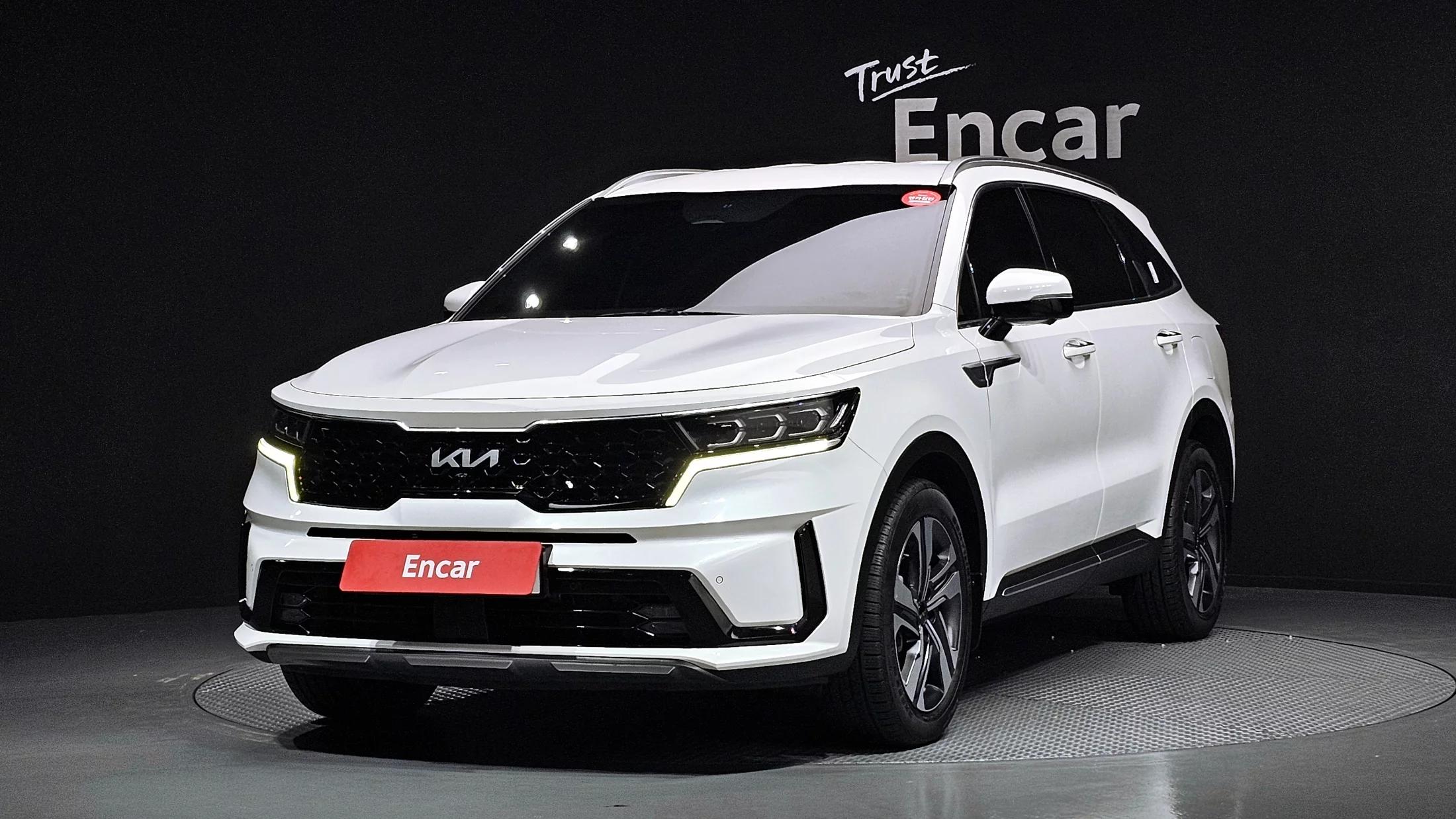 Kia Sorento HEV 1.6 2WD Noblesse, гибрид, 2021 г. 68063 км.