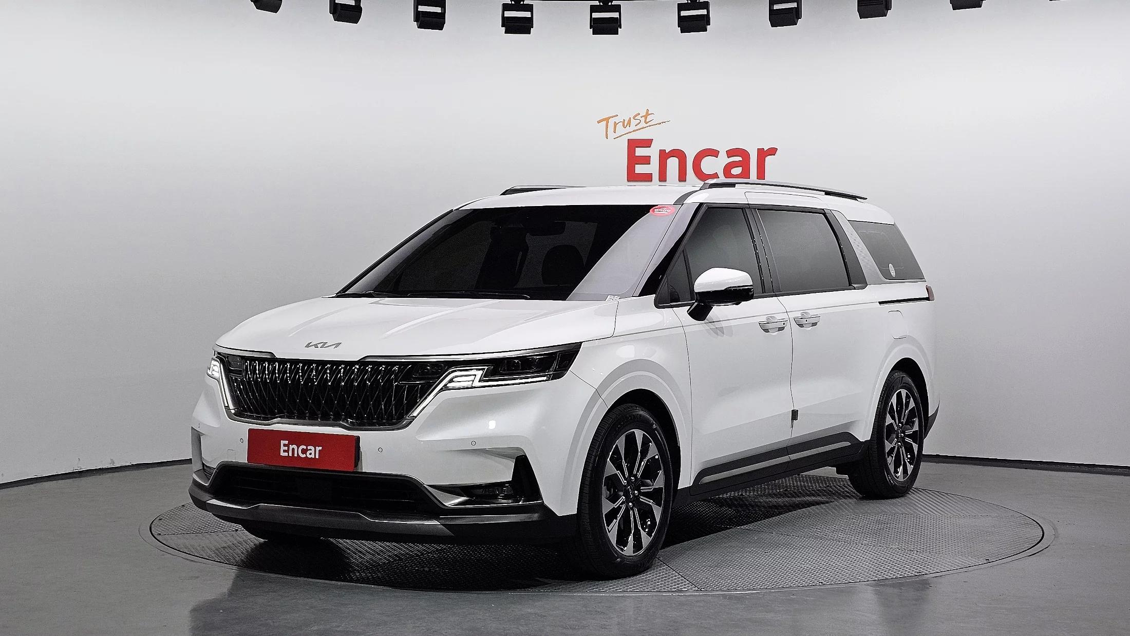 Kia Carnival 9-Seater Noblesse, 2023 г. 41206 км.