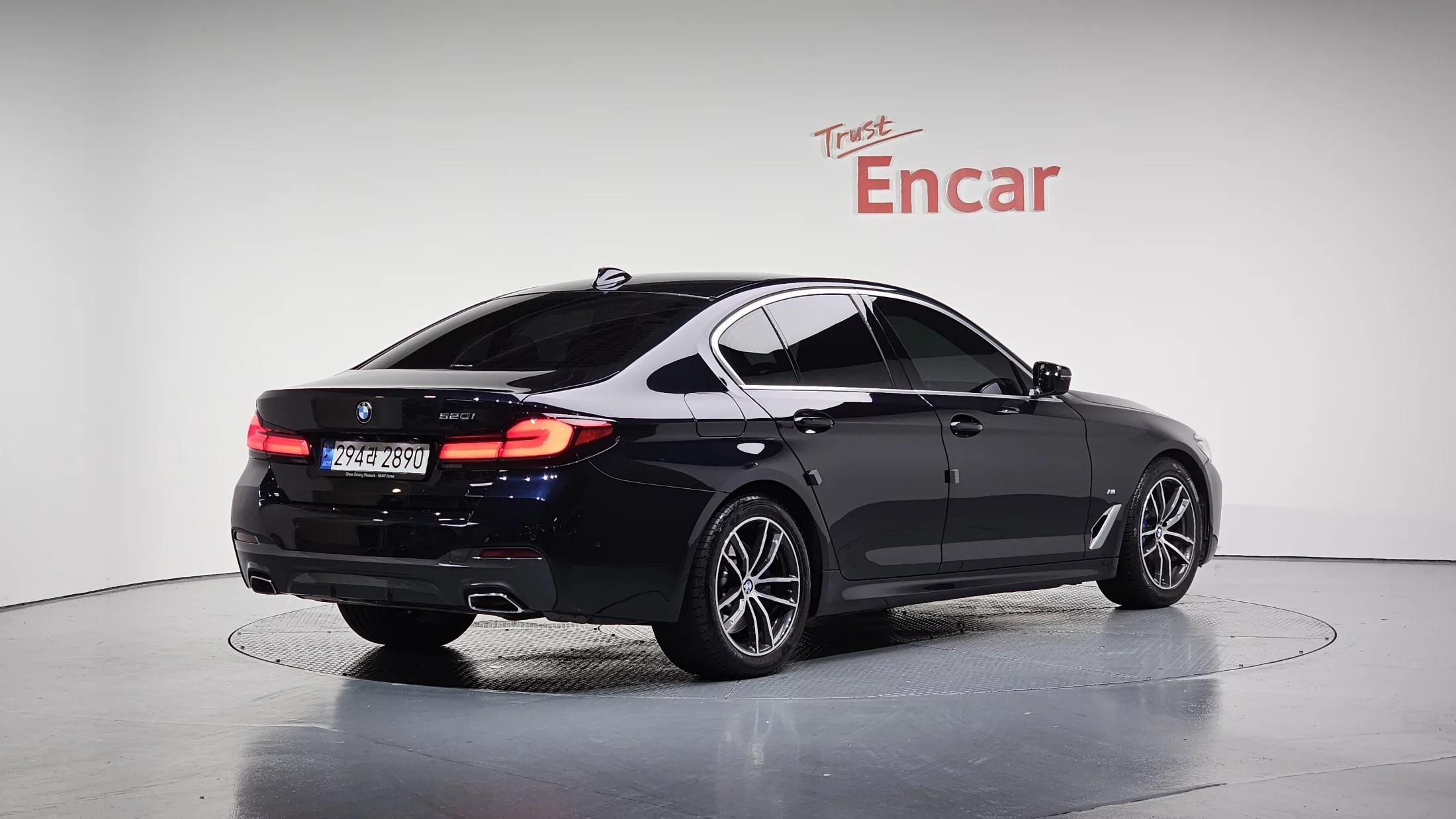 BMW 5-Series 520i M Sport, 2022 г. 38045 км.