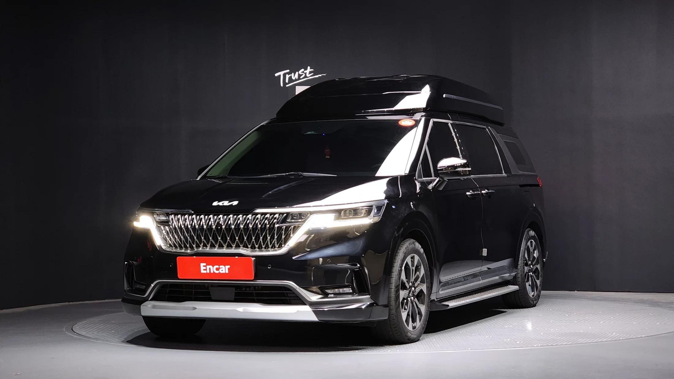Kia Carnival Gasoline 7-Seater Hi-Limousine Signature, 2023 г. 61431 км.