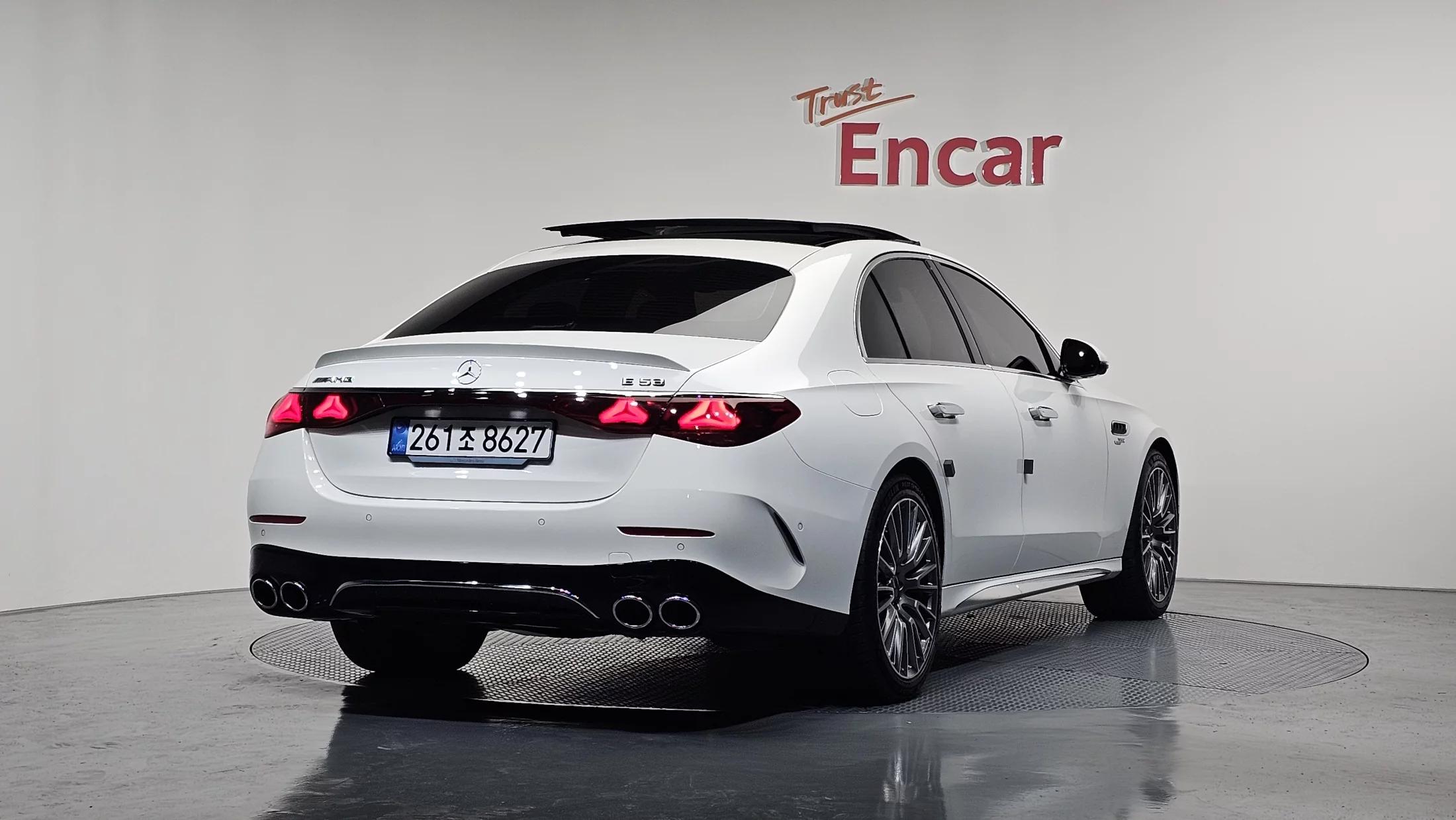 Mercedes-Benz E-Class AMG E53e 4MATIC+, гибрид, 2025 г. 2069 км.