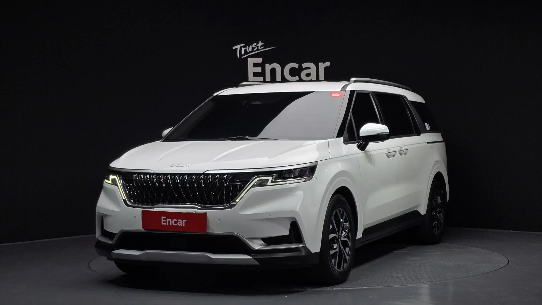 Kia Carnival 9-Seater Prestige, 2021 г. 118294 км.