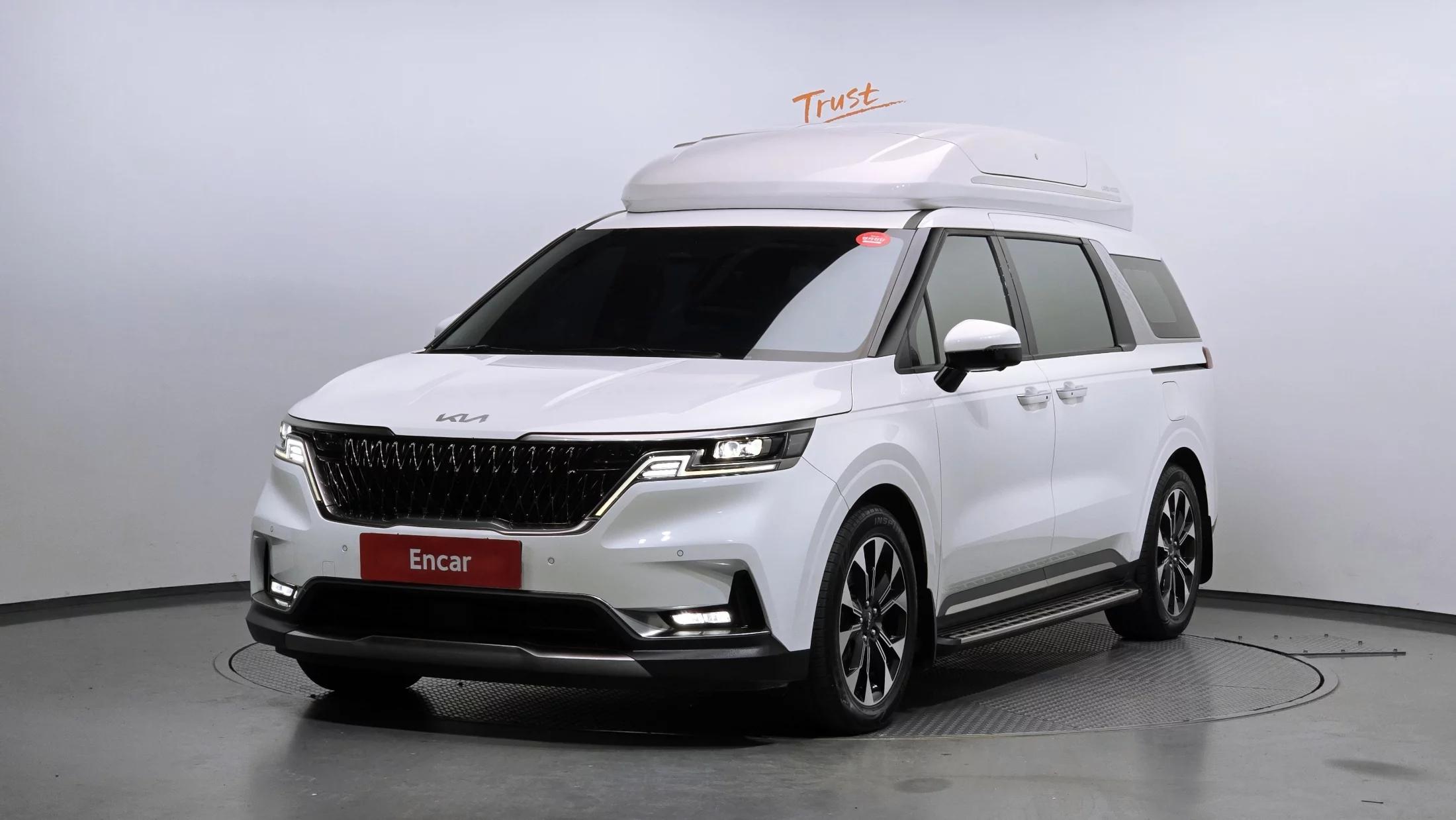 Kia Carnival 9-Seater Noblesse, 2022 г. 97190 км.