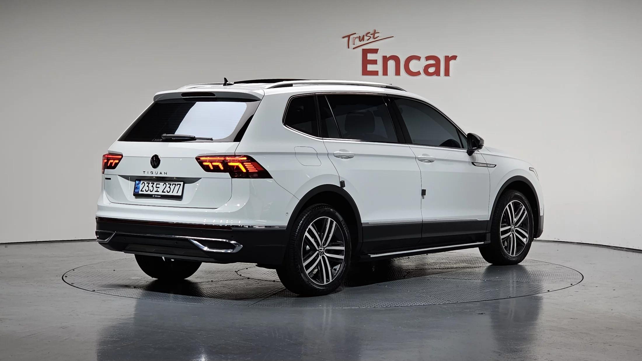 Volkswagen TIGUAN 2.0 TSI Prestige, 2022 г. 35159 км.