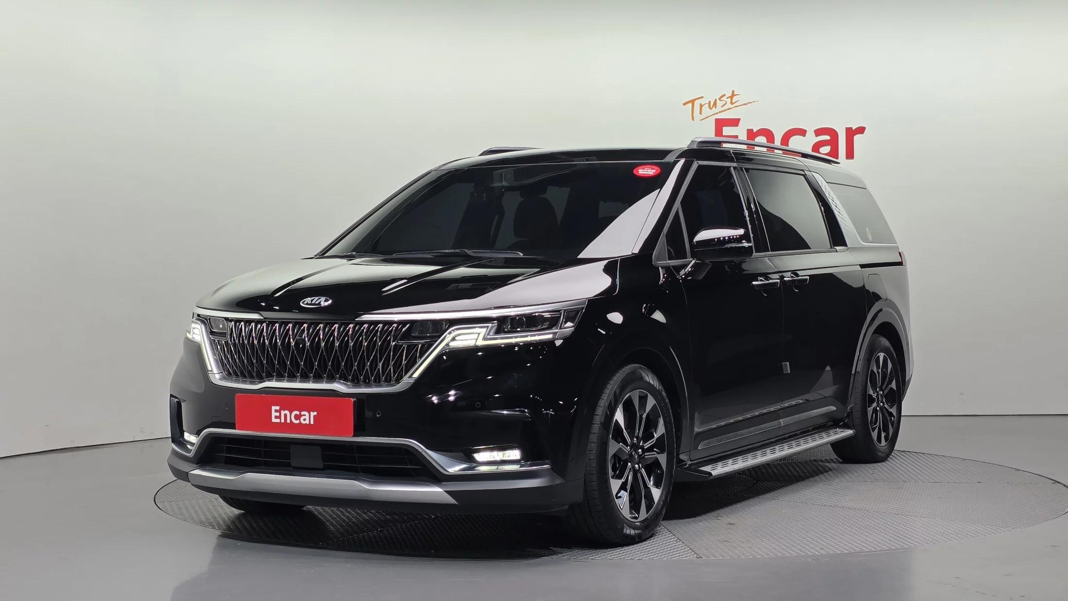 Kia Carnival Gasoline 9-Seater Signature, 2021 г. 64095 км.