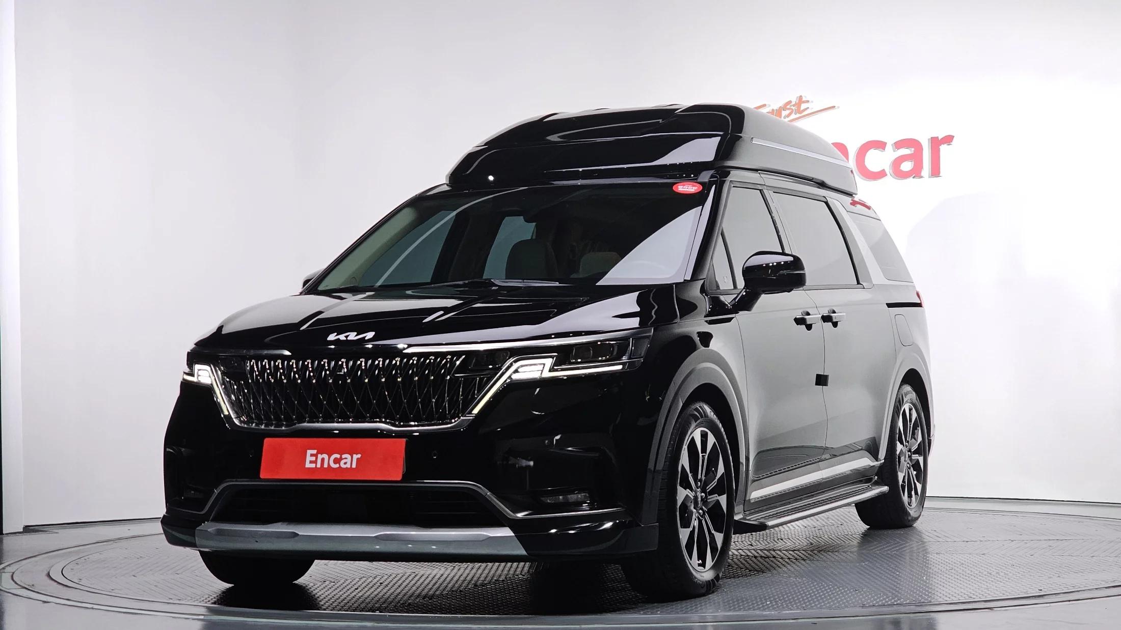 Kia Carnival Gasoline 9-Seater Hi-Limousine Signature, 2022 г. 37849 км.