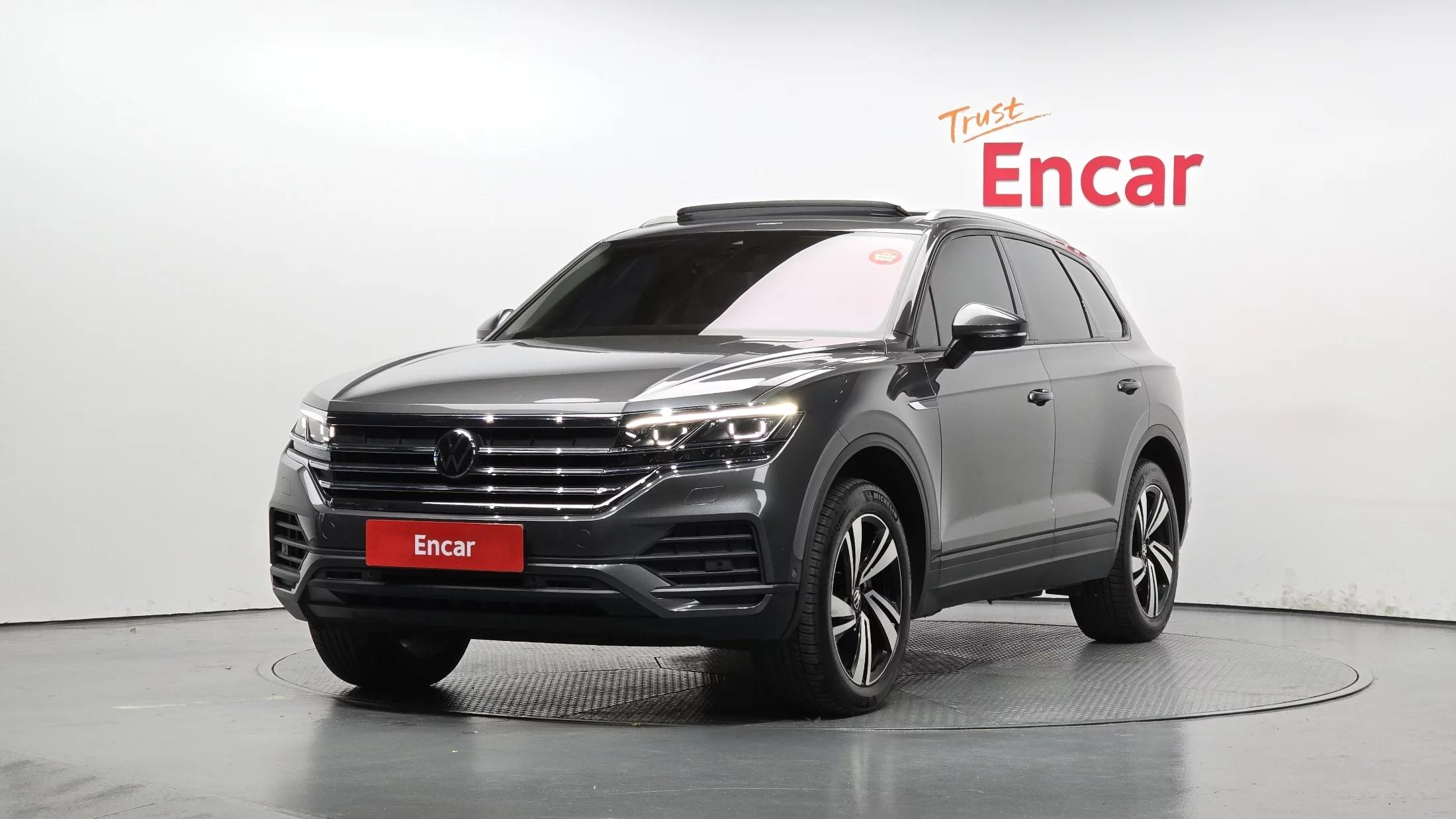 Volkswagen Touareg 3.0 TDI Premium, 2023 г. 41175 км.