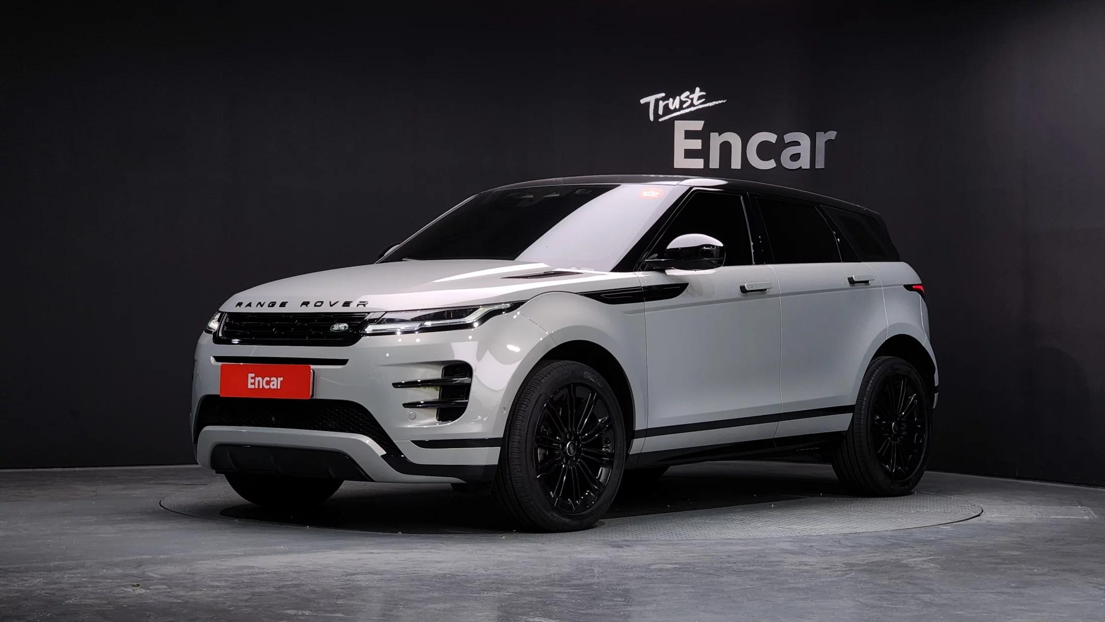 Land Rover RANGE ROVER EVOQUE P250 R-Dynamic SE, 2024 г. 13687 км.