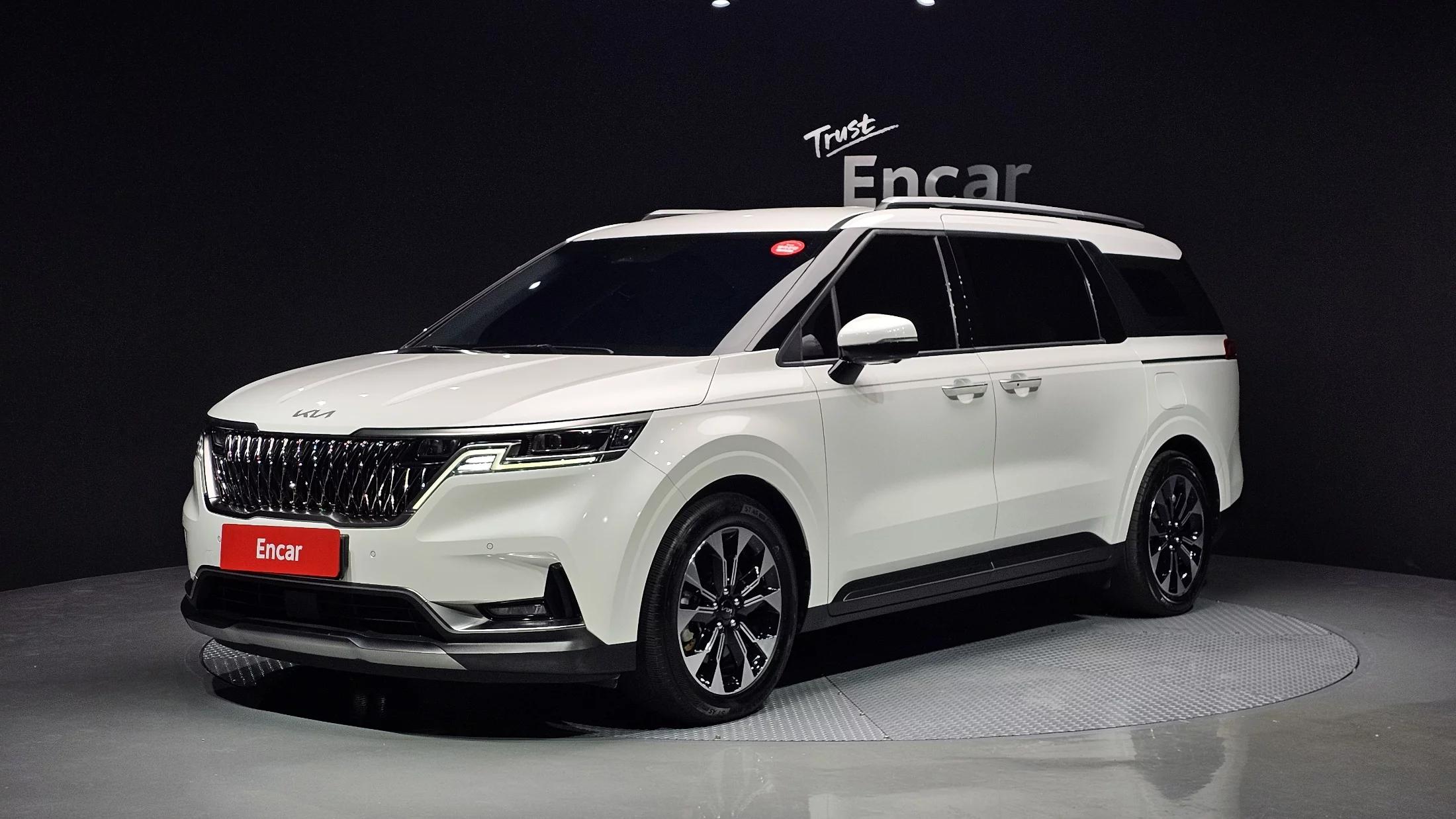 Kia Carnival 9-Seater Noblesse, 2021 г. 46673 км.